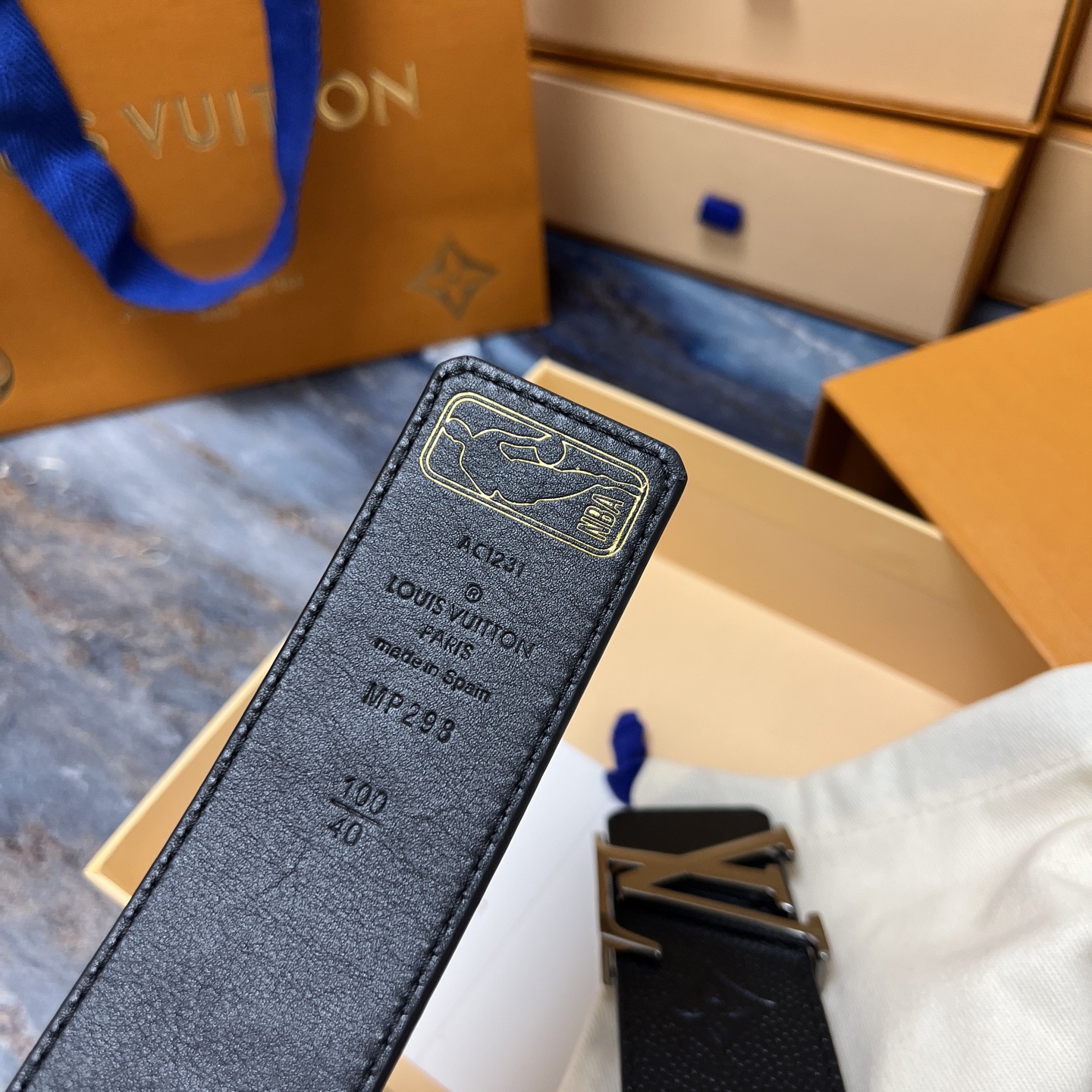 Louis Vuitton 루이비통 레더 자켓 4