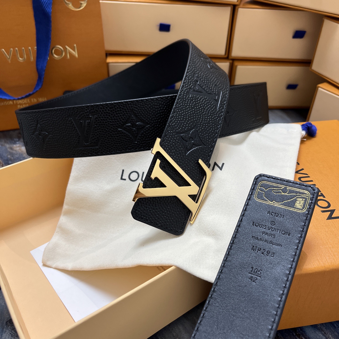 Louis Vuitton 루이비통 루이 비통 NBA 콜라보 블랙 소가죽 벨트 8