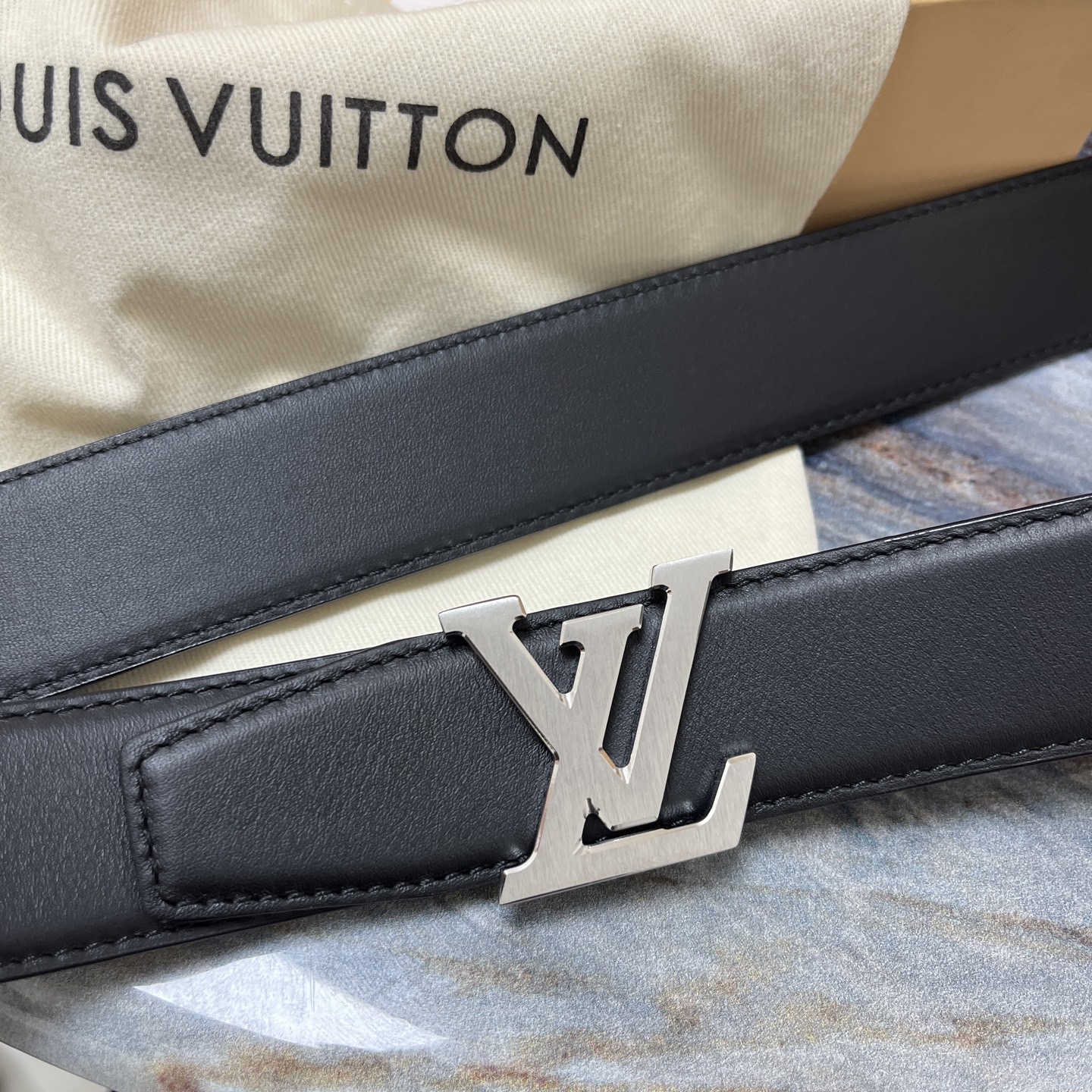 Gucci 구찌 은색 양가죽 재킷 4