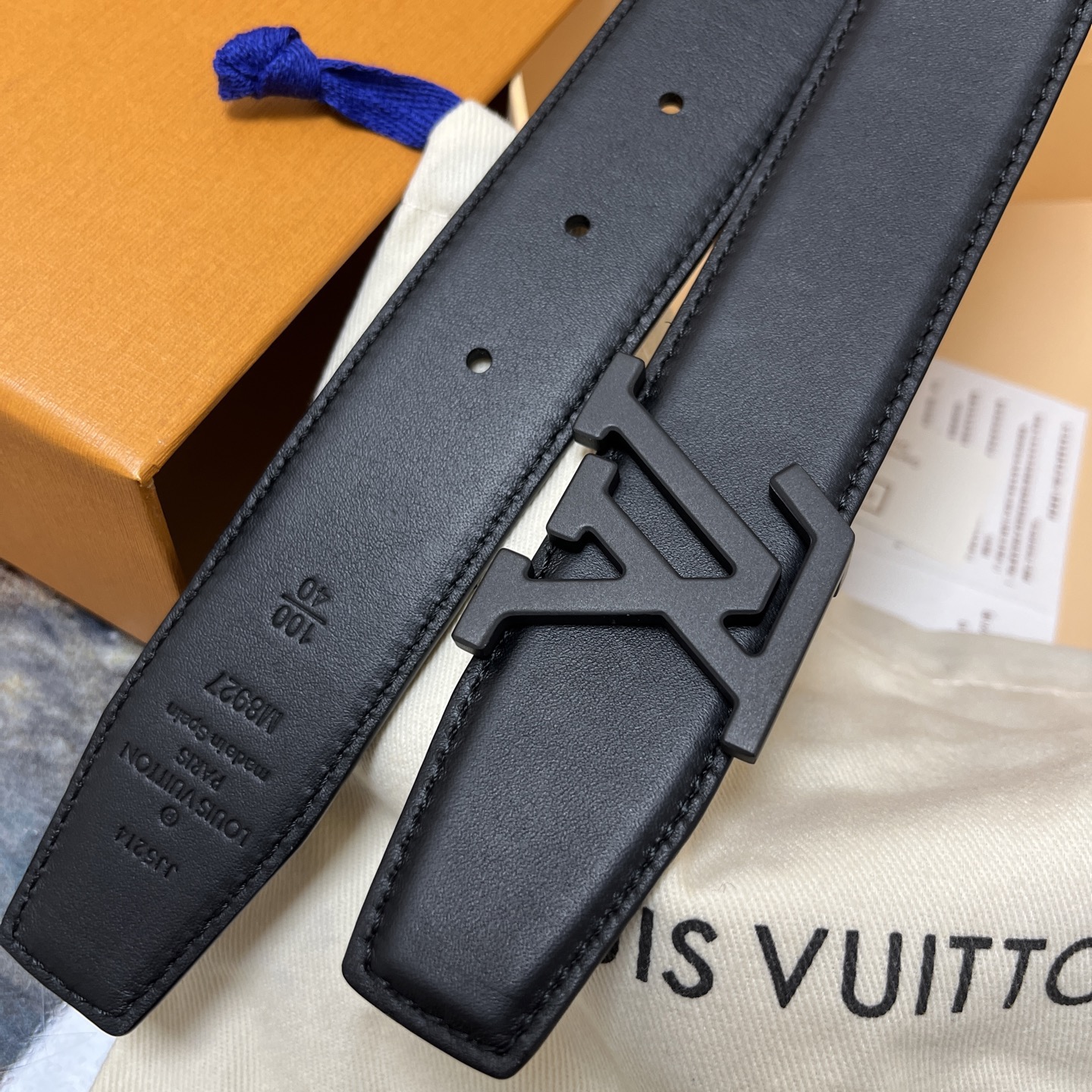 Louis Vuitton 루이비통 루이 비통 남성 양면 소가죽 벨트 7