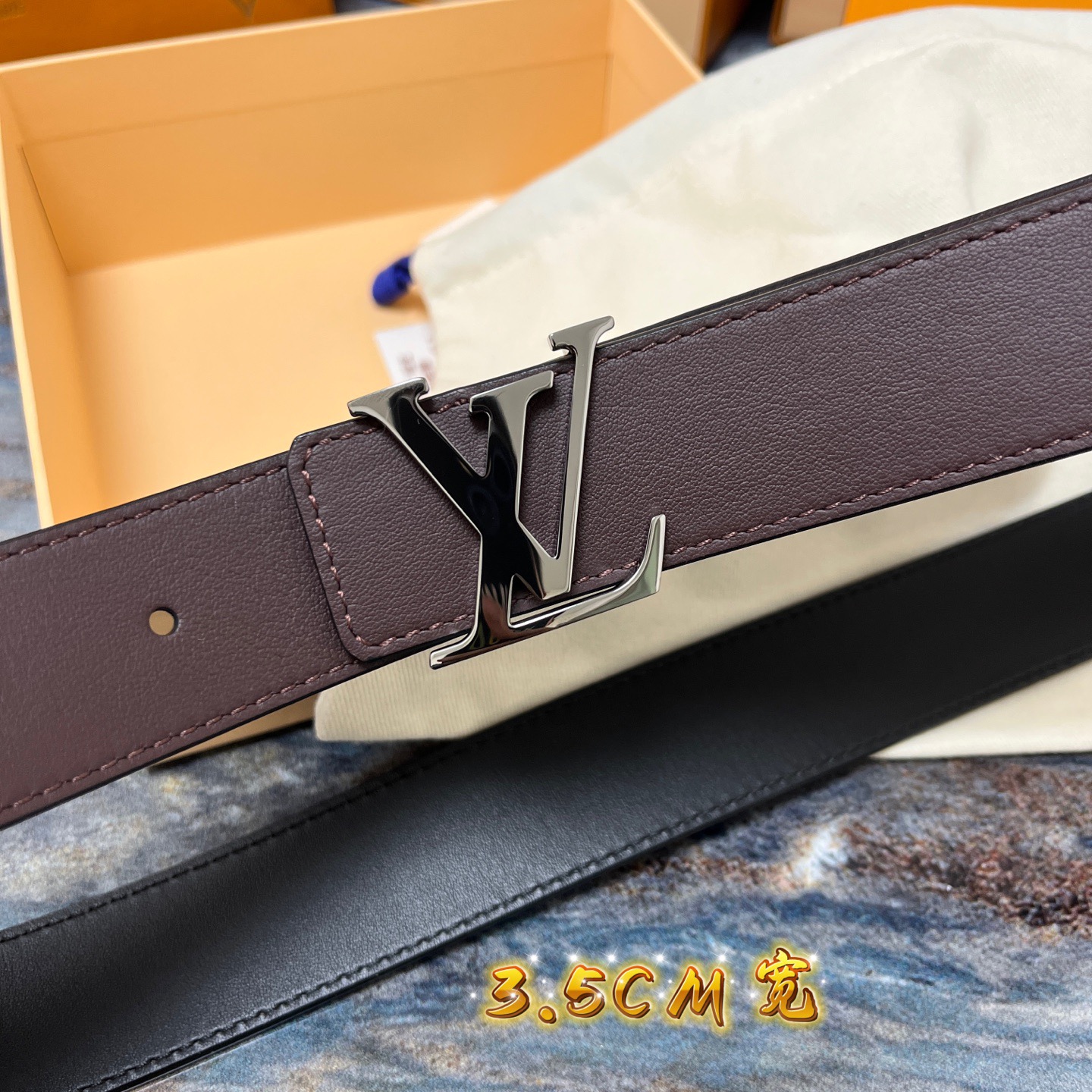 PRADA 프라다 FW2023 사피아노 가죽 크로스백 7