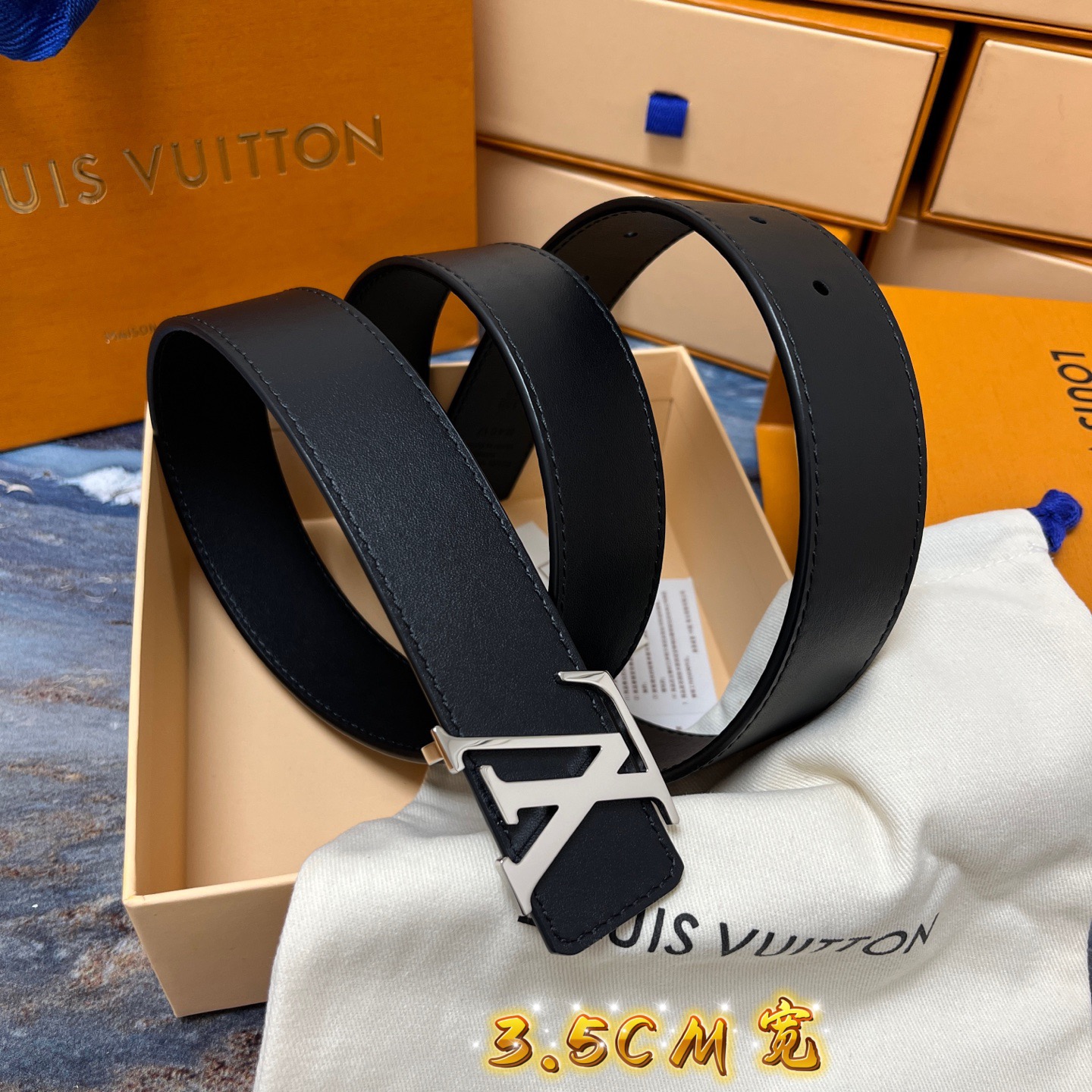 PRADA 프라다 FW2023 사피아노 가죽 크로스백 8