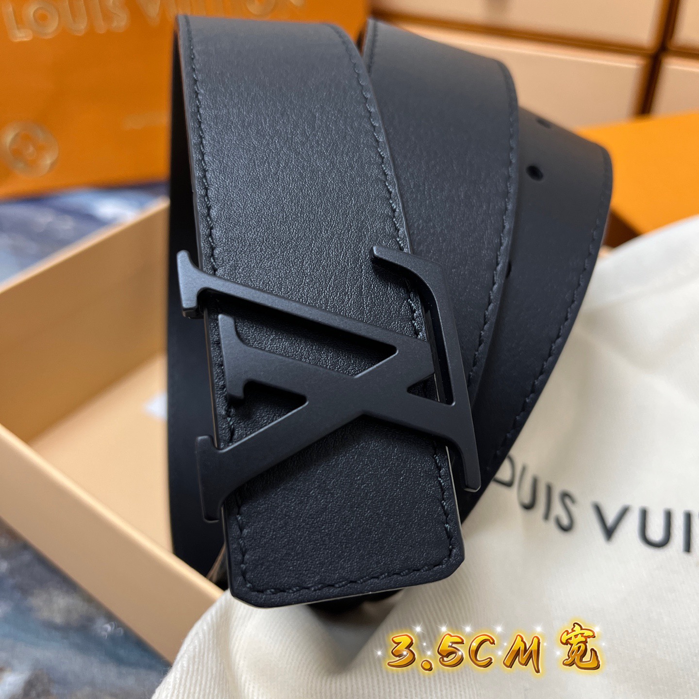 PRADA 프라다 FW2023 사피아노 가죽 크로스백 5