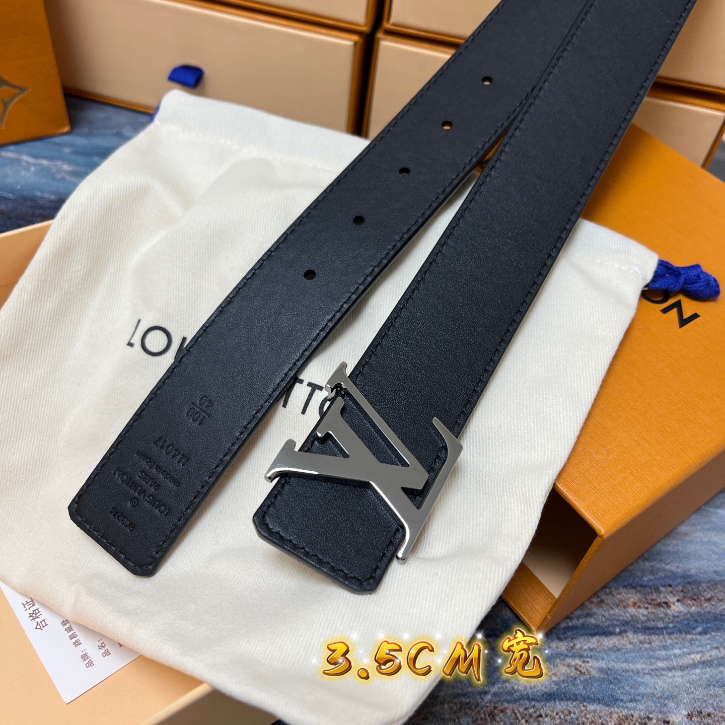 PRADA 프라다 FW2023 사피아노 가죽 크로스백 10