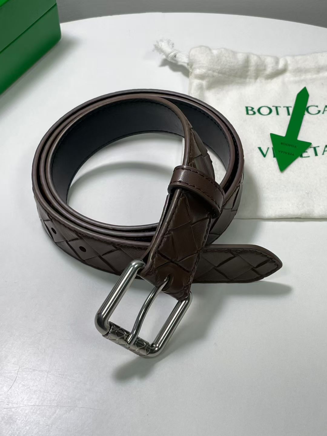 PRADA 프라다 FW2023 사피아노 가죽 크로스백 12