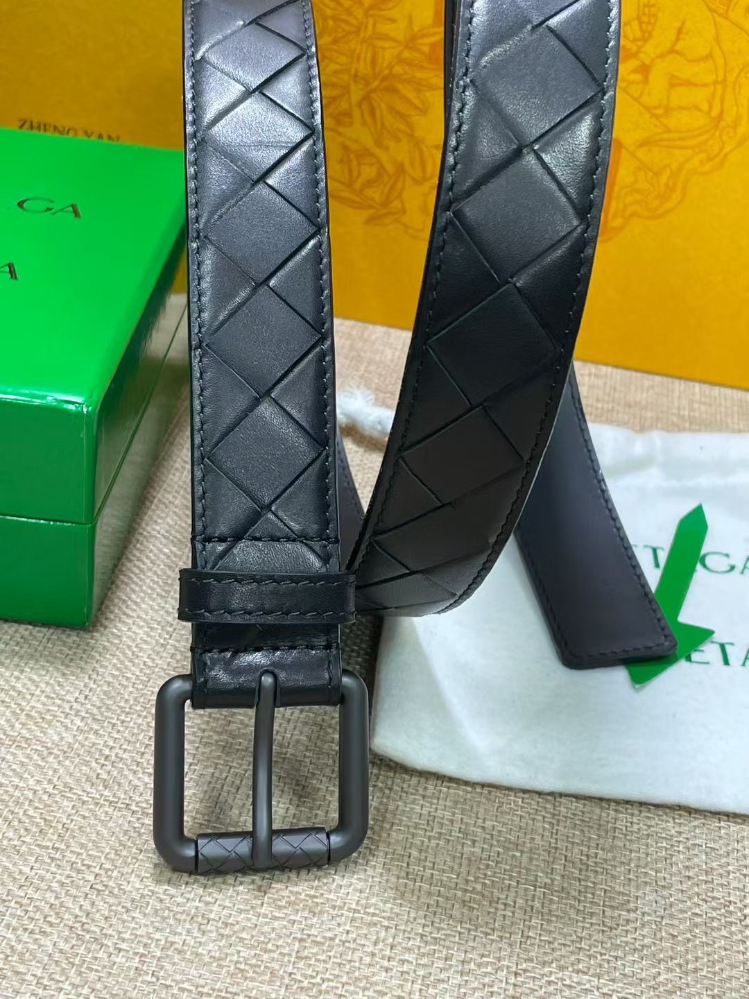 Bottega Veneta 보테가베네타 보테가 베네타 인트레치아토 송아지가죽 벨트 4