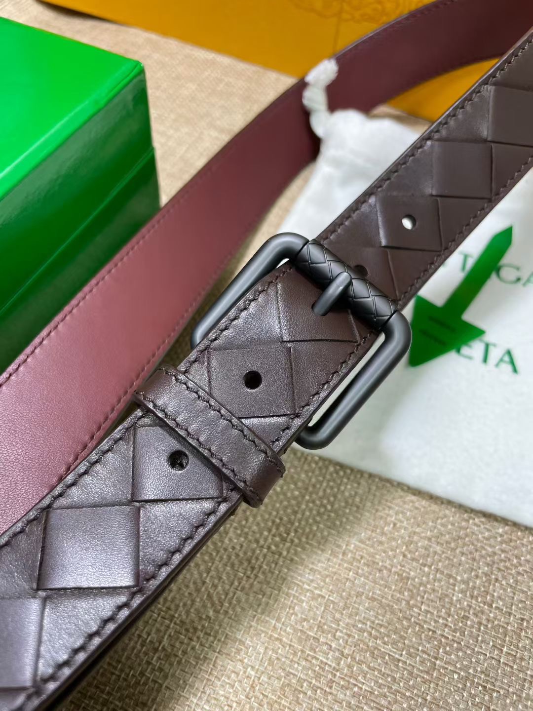 Bottega Veneta 보테가베네타 보테가 베네타 인트레치아토 송아지가죽 벨트 2