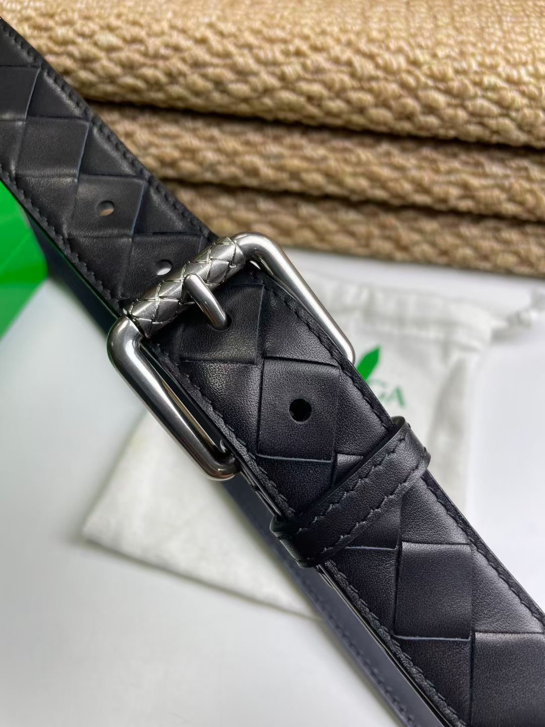 Prada 프라다 Cini 리나일론 미니 메신저백 22