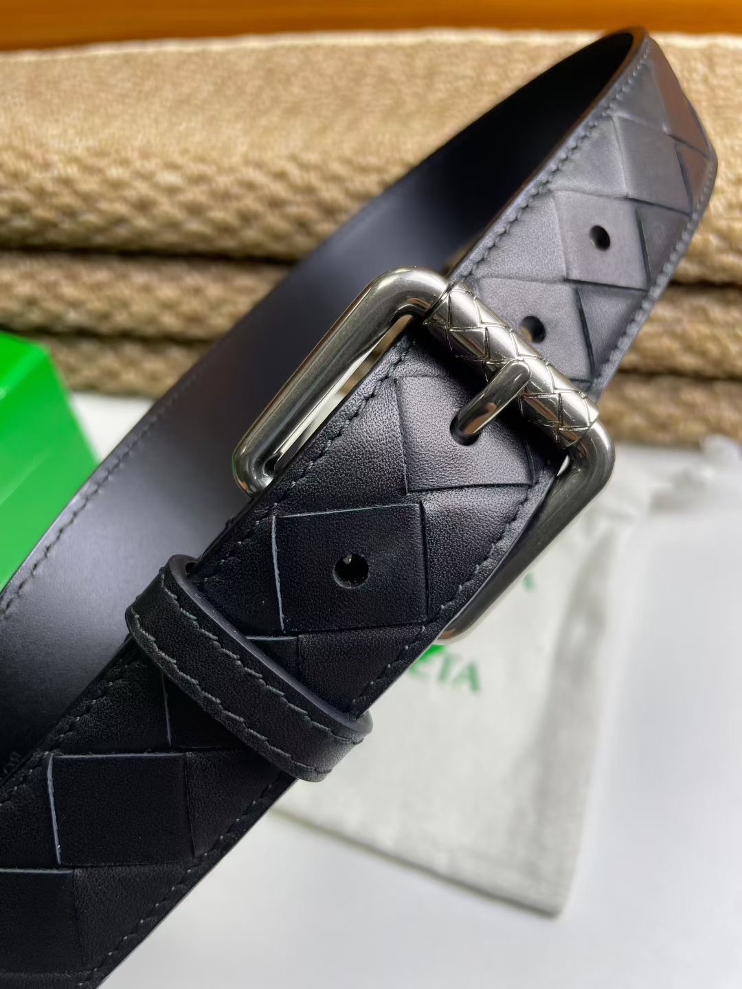 Prada 프라다 Cini 리나일론 미니 메신저백 23