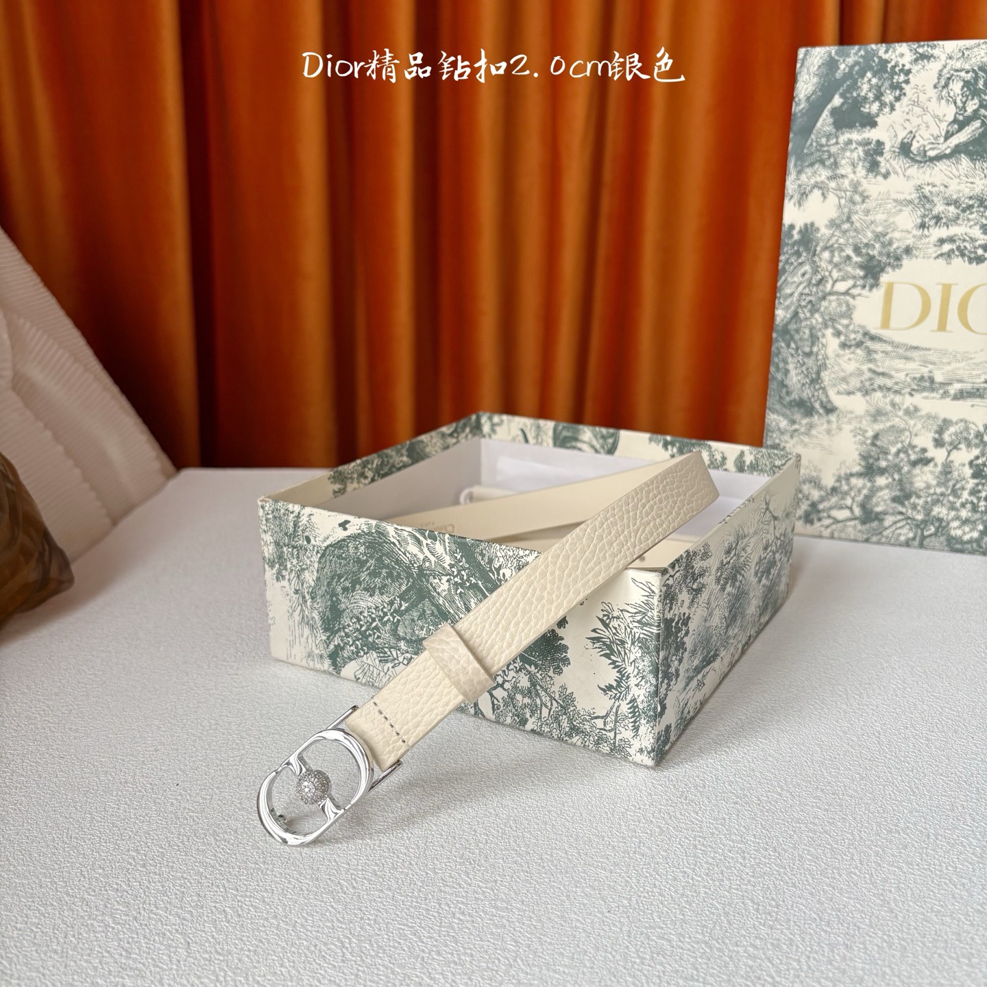 Valentino 발렌티노 칼라 금속 장식 셔츠 5