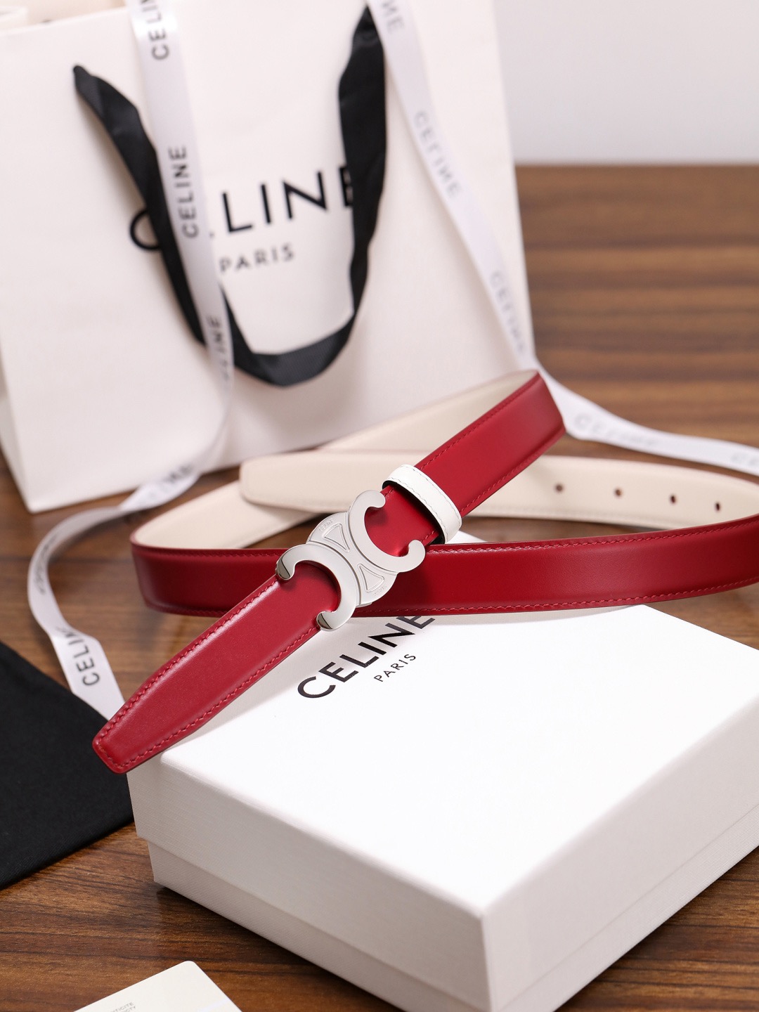 CELINE 셀린느 트리옴프 25mm 여성 소가죽 벨트 1