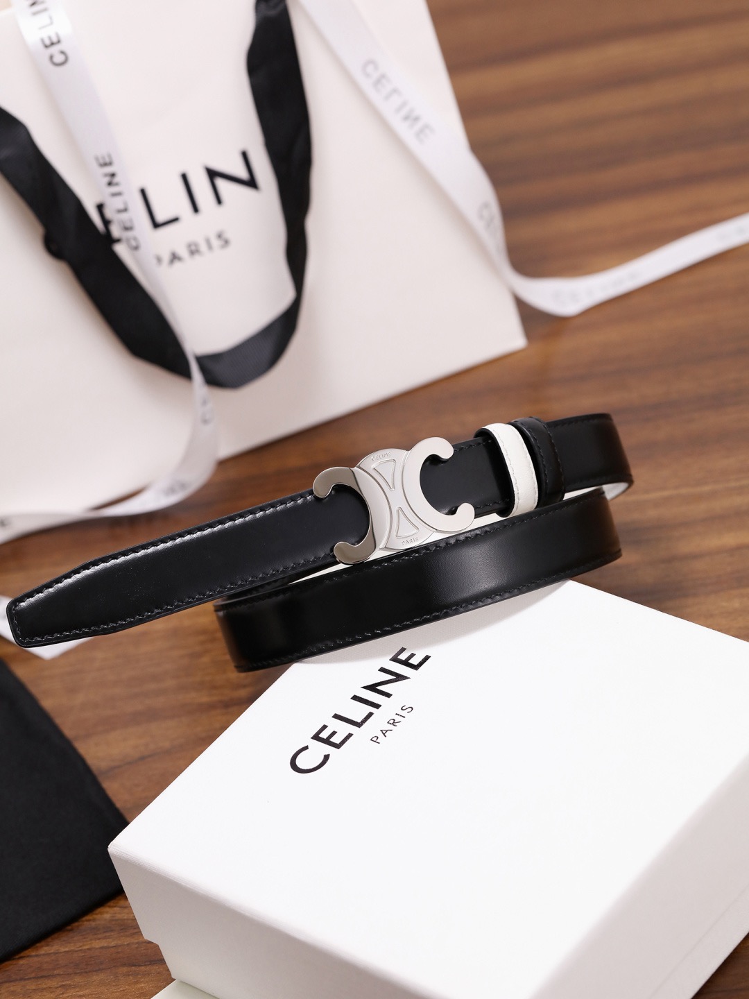CELINE 셀린느 트리옴프 25mm 여성 소가죽 벨트 1