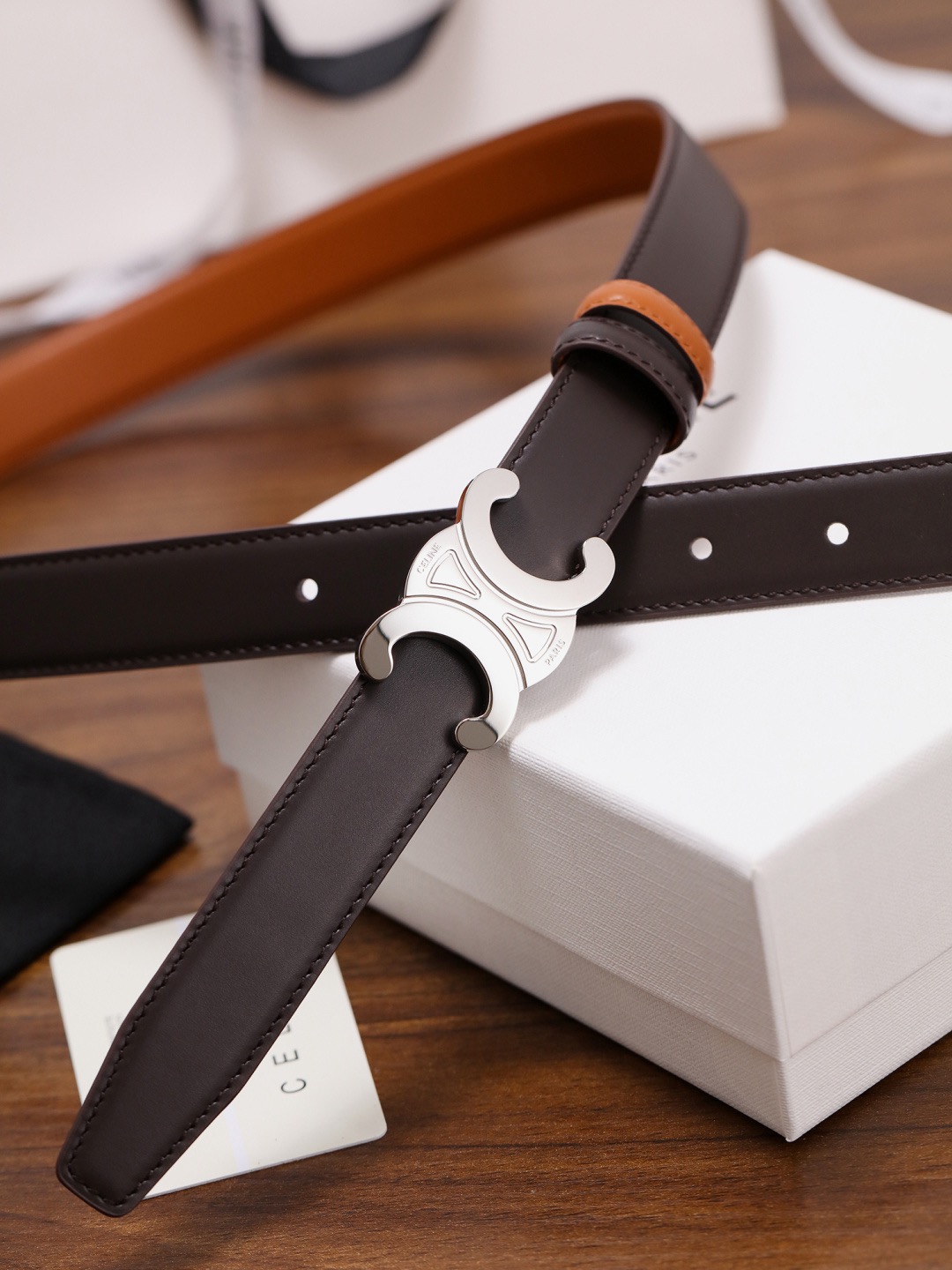 CELINE 셀린느 트리옴프 25mm 여성 소가죽 벨트 5