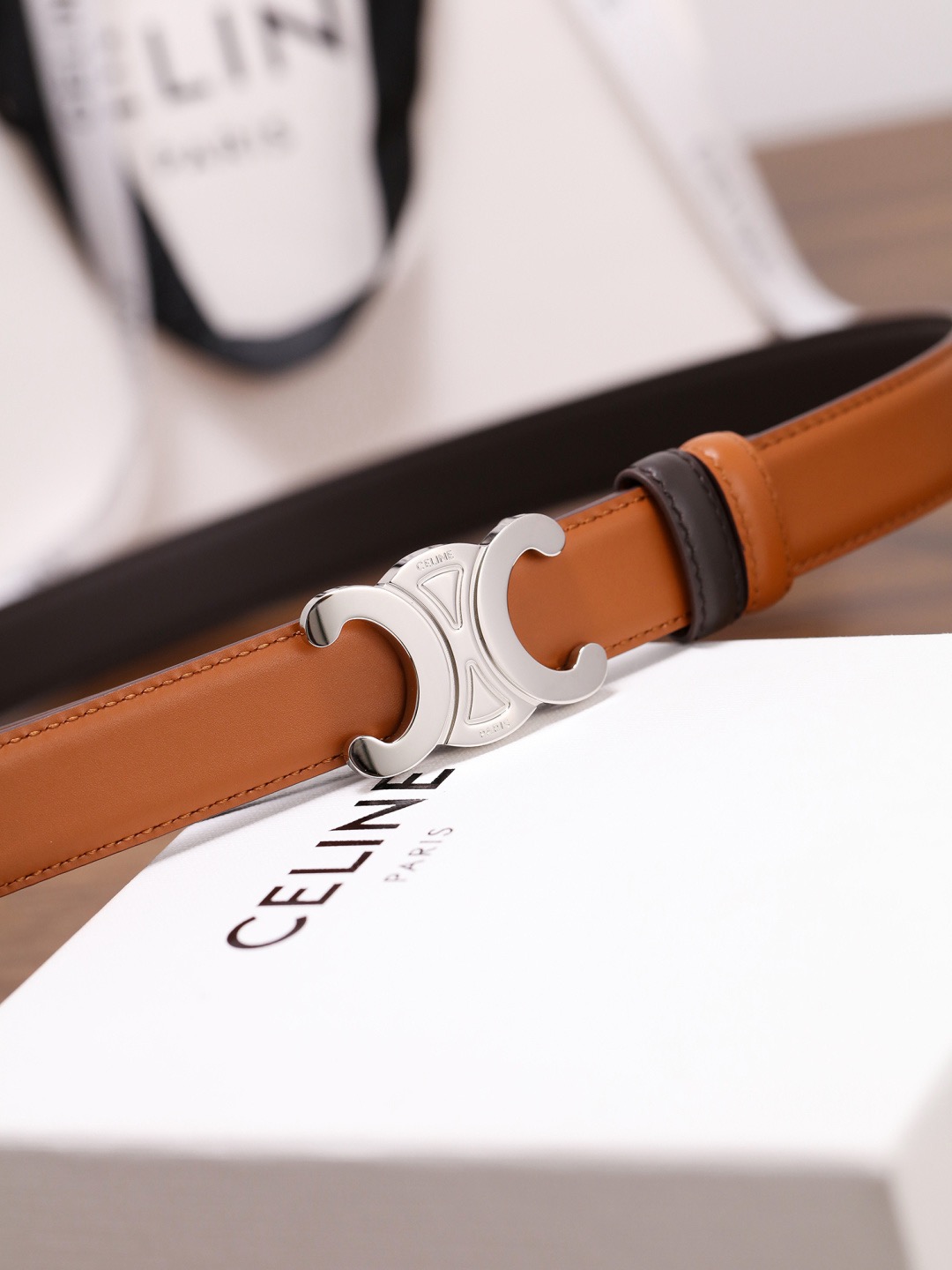 CELINE 셀린느 트리옴프 25mm 여성 소가죽 벨트 10