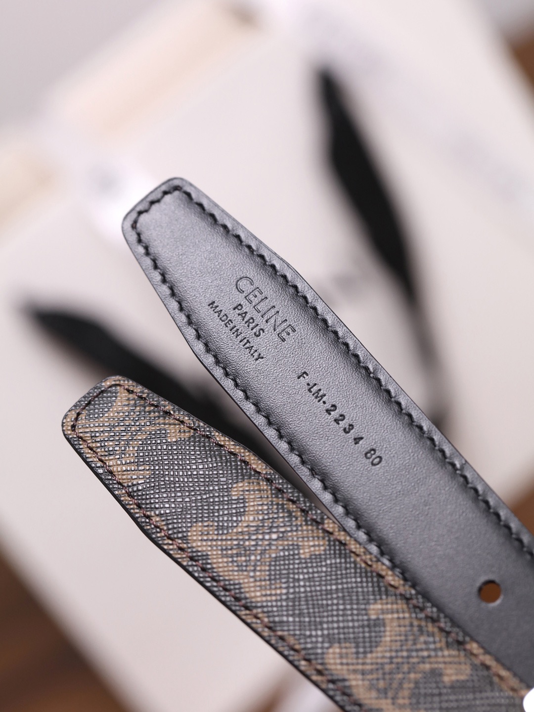 CELINE 셀린느 트리옴프 25mm 여성 소가죽 벨트 9