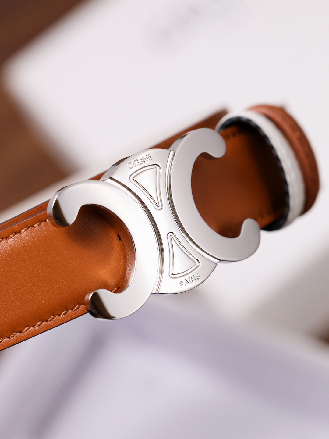 CELINE 셀린느 트리옴프 25mm 여성 소가죽 벨트 5
