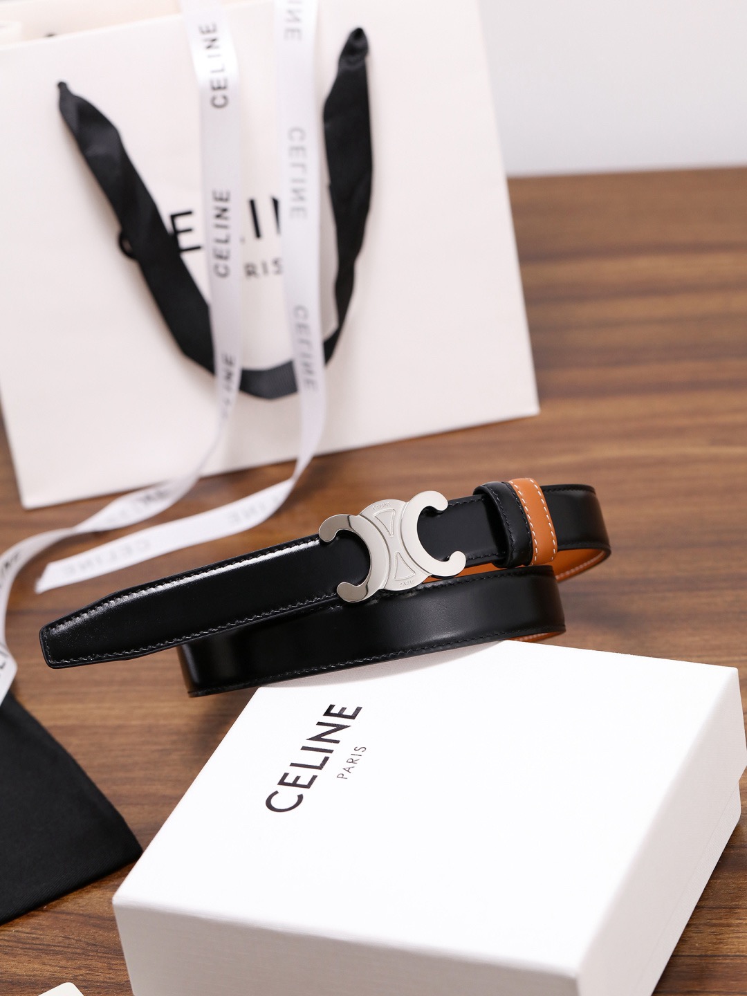 CELINE 셀린느 트리옴프 25mm 여성 소가죽 벨트 1