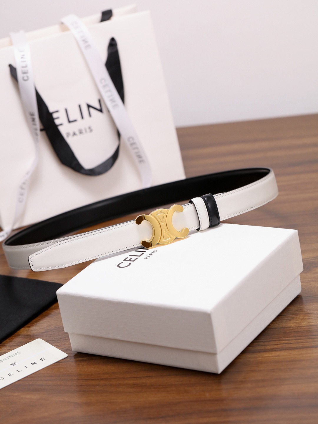 LOEWE 로에베 허리 로고 자수 셔츠 2