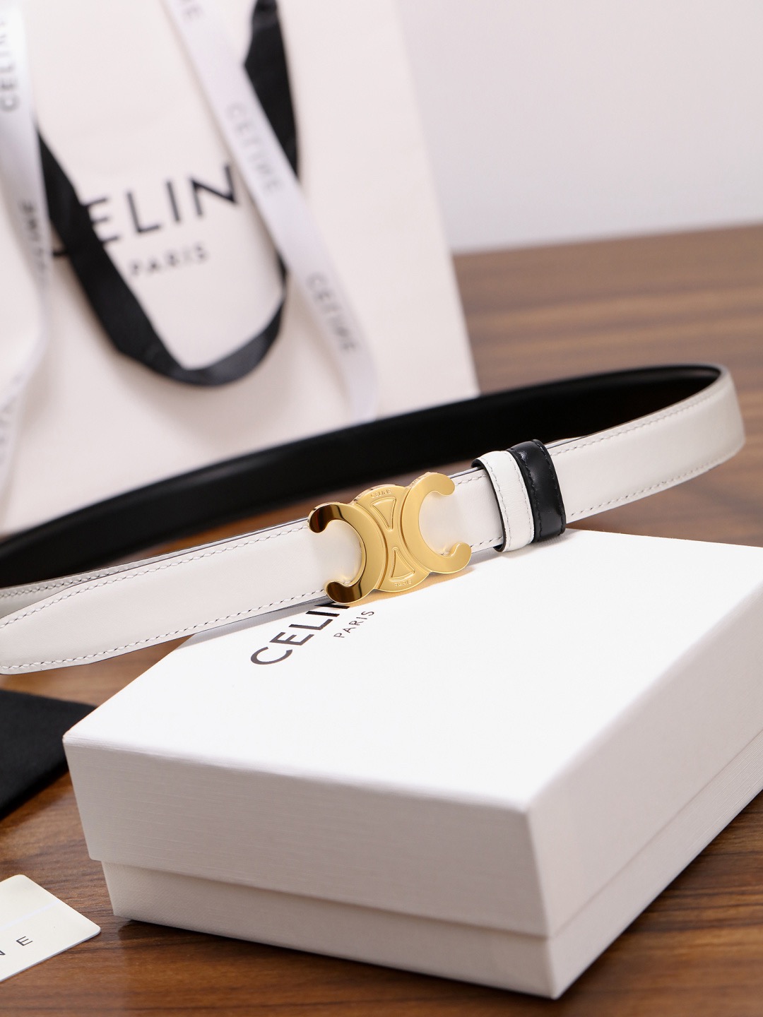 LOEWE 로에베 허리 로고 자수 셔츠 3