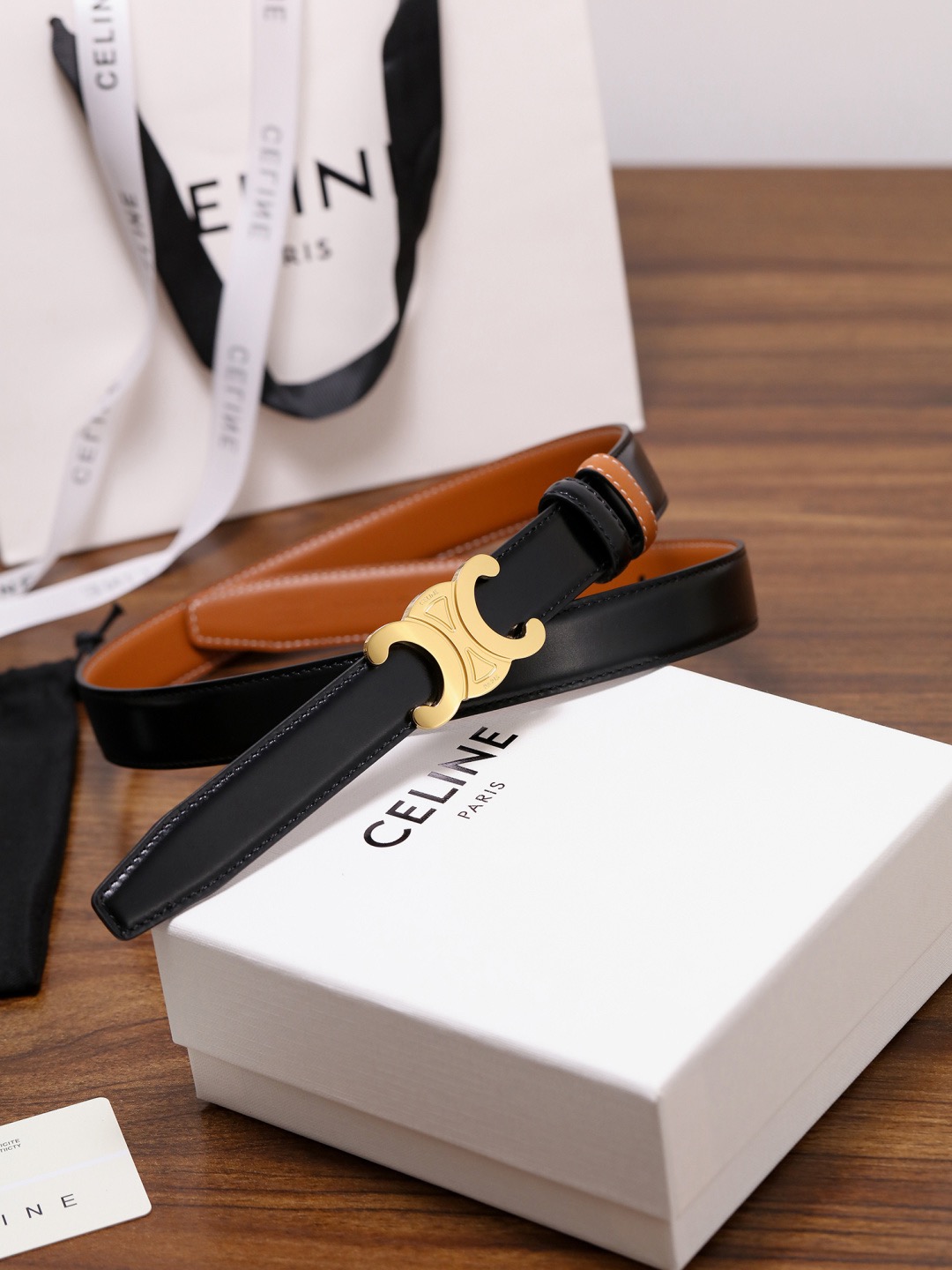 LOEWE 로에베 허리 로고 자수 셔츠 4