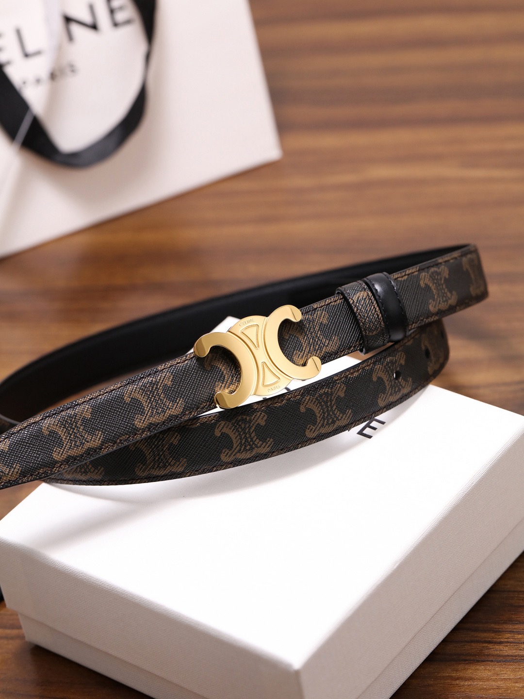 CELINE 셀린느 트리옴프 버클 여성 소가죽 벨트 4