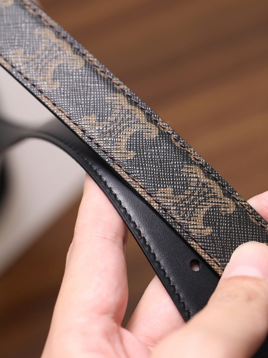 CELINE 셀린느 트리옴프 버클 여성 소가죽 벨트 10