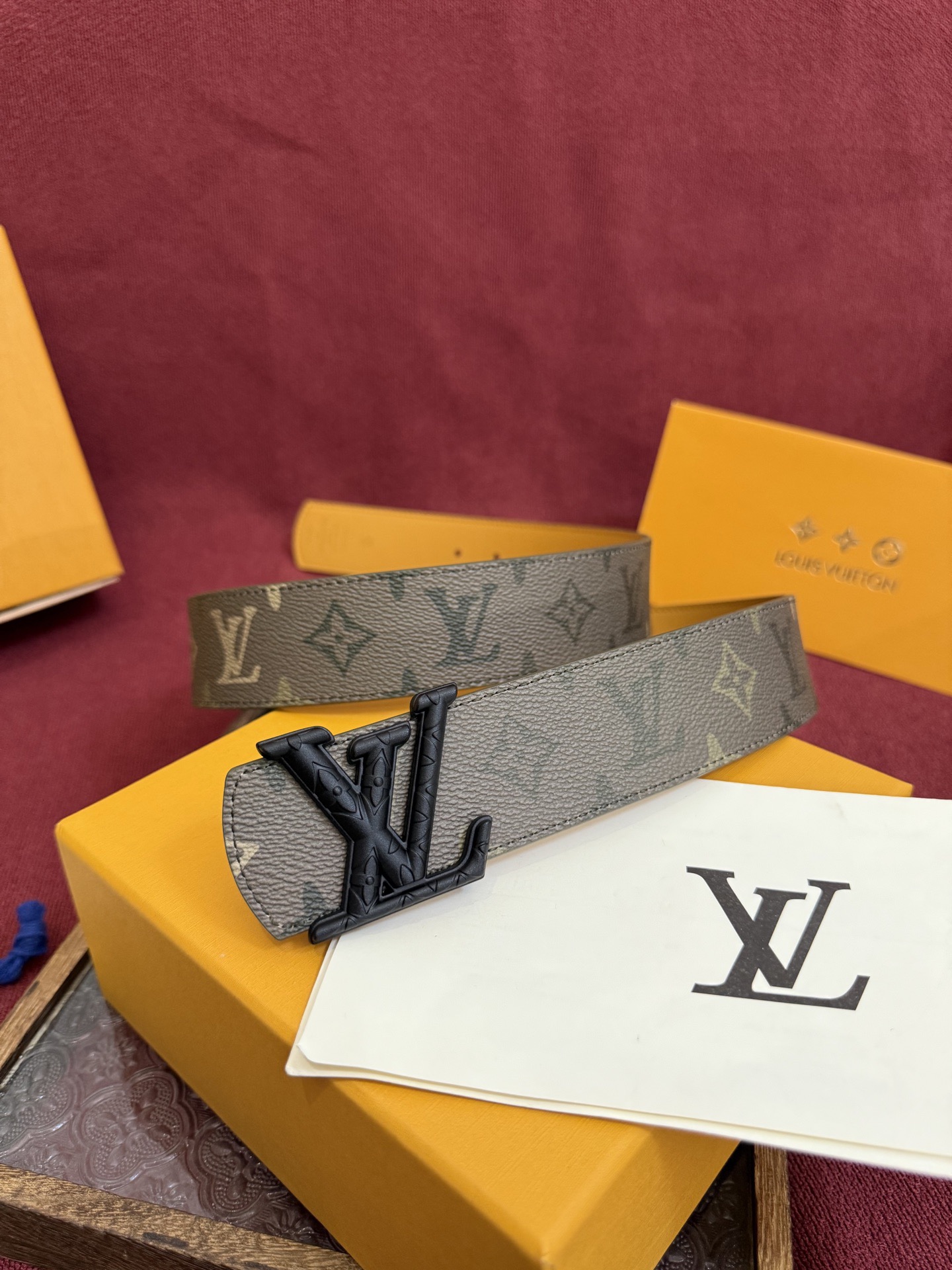 Louis Vuitton 루이비통 가슴 자수 셔츠 2