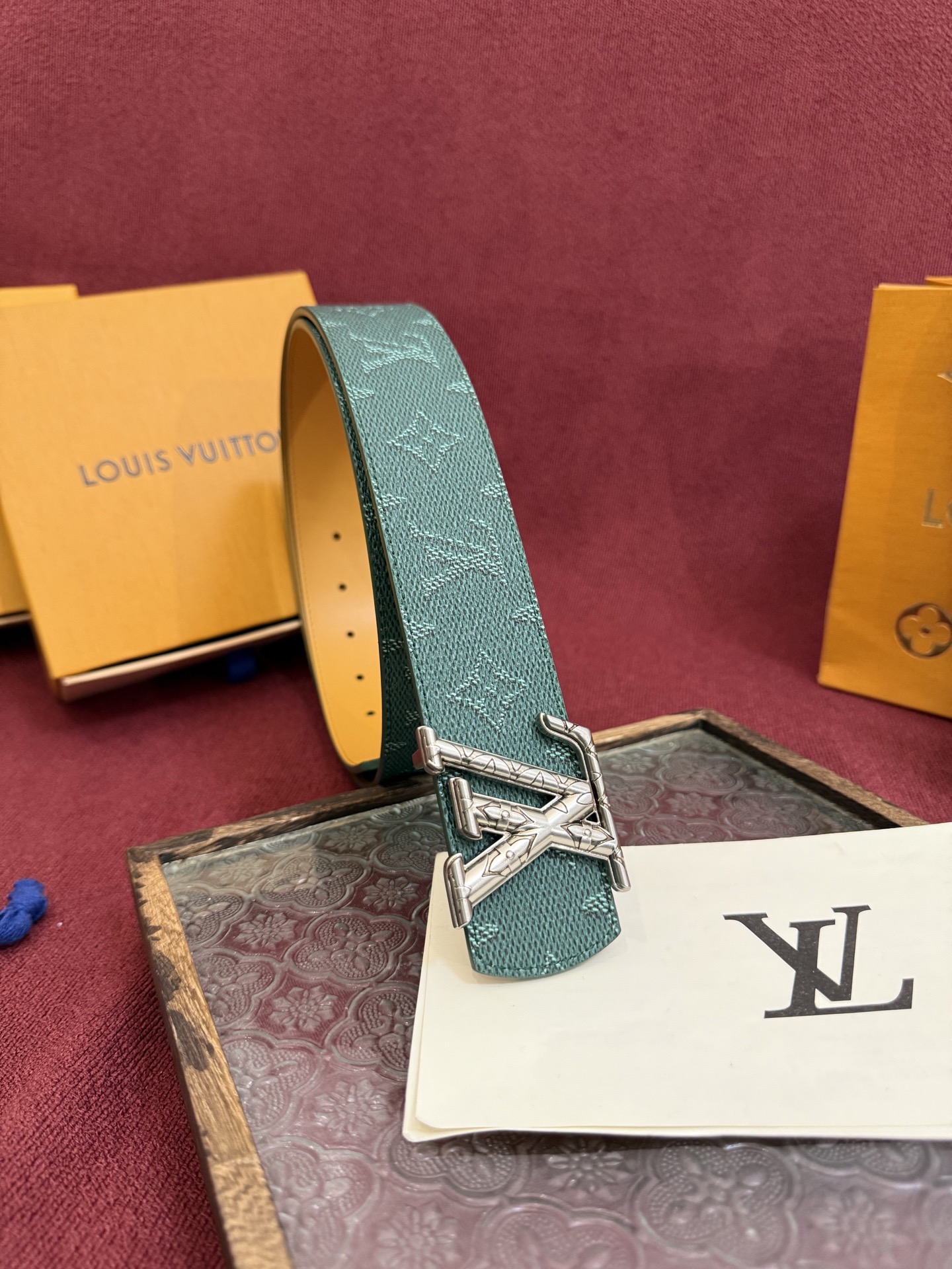 Louis Vuitton 루이비통 루이 비통 디멘션 모노그램 헤리티지 40 리버서블 벨트 3