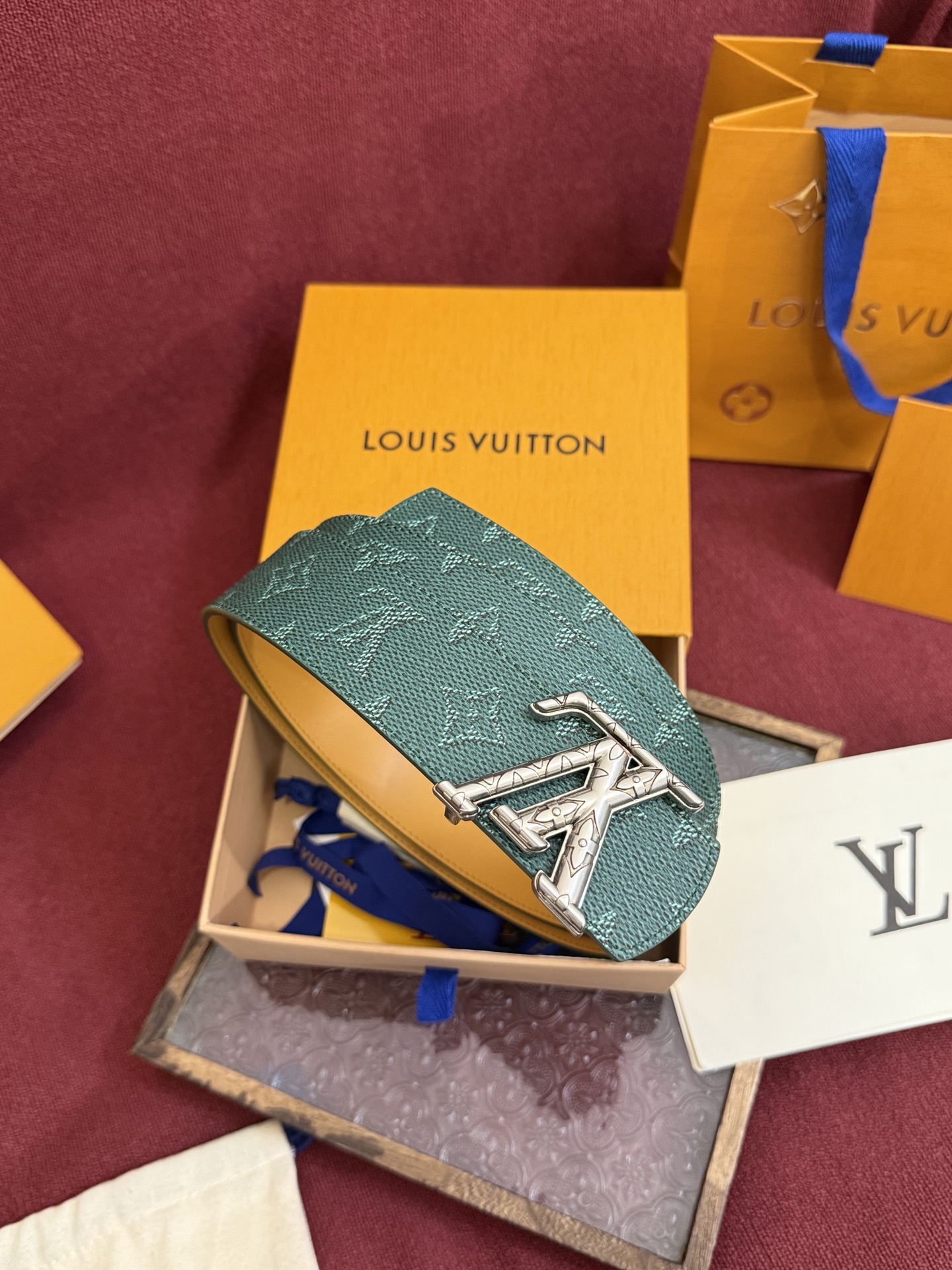 Louis Vuitton 루이비통 루이 비통 디멘션 모노그램 헤리티지 40 리버서블 벨트 6