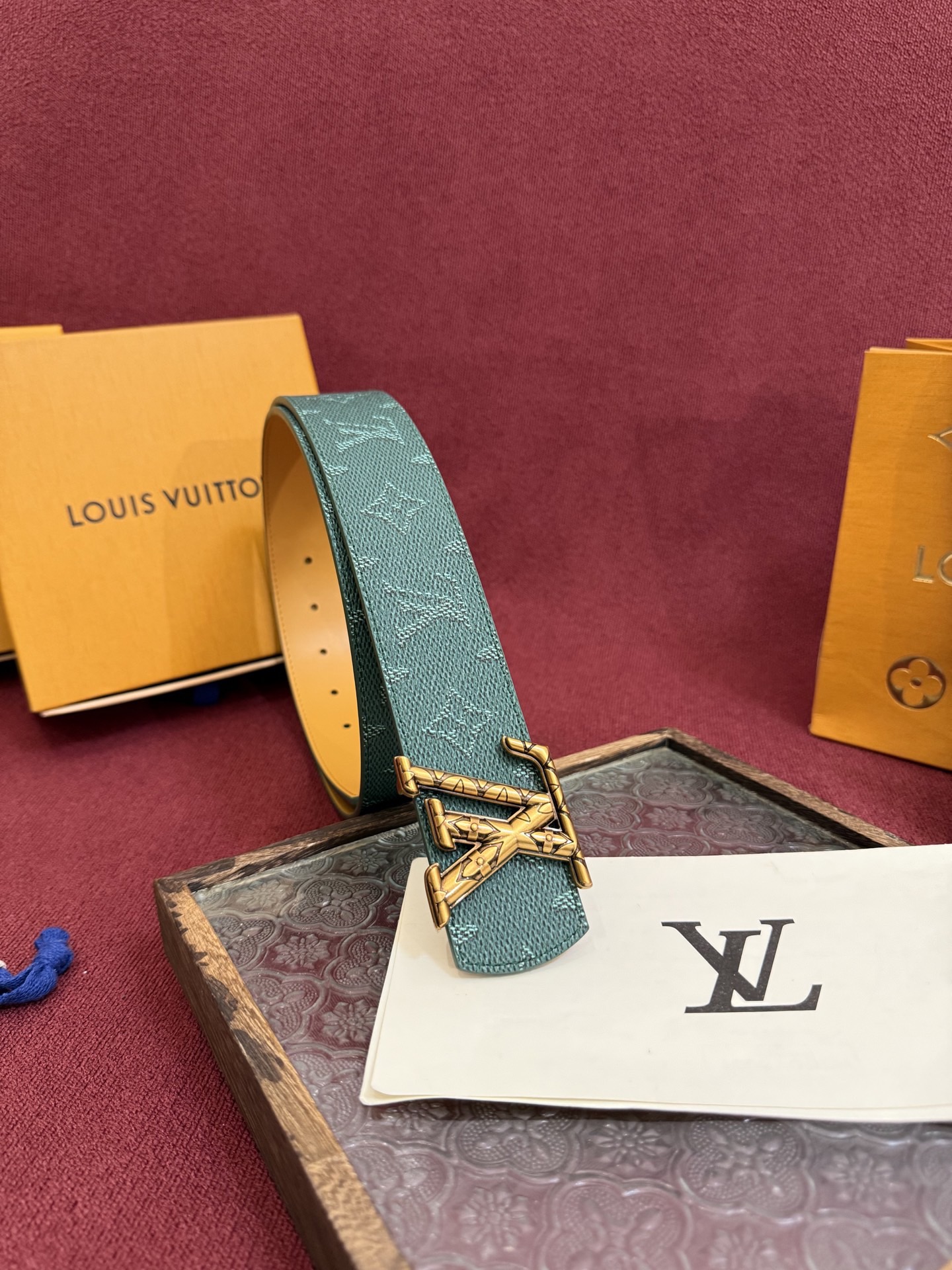 Louis Vuitton 루이비통 루이 비통 디멘션 모노그램 헤리티지 40 리버서블 벨트 3