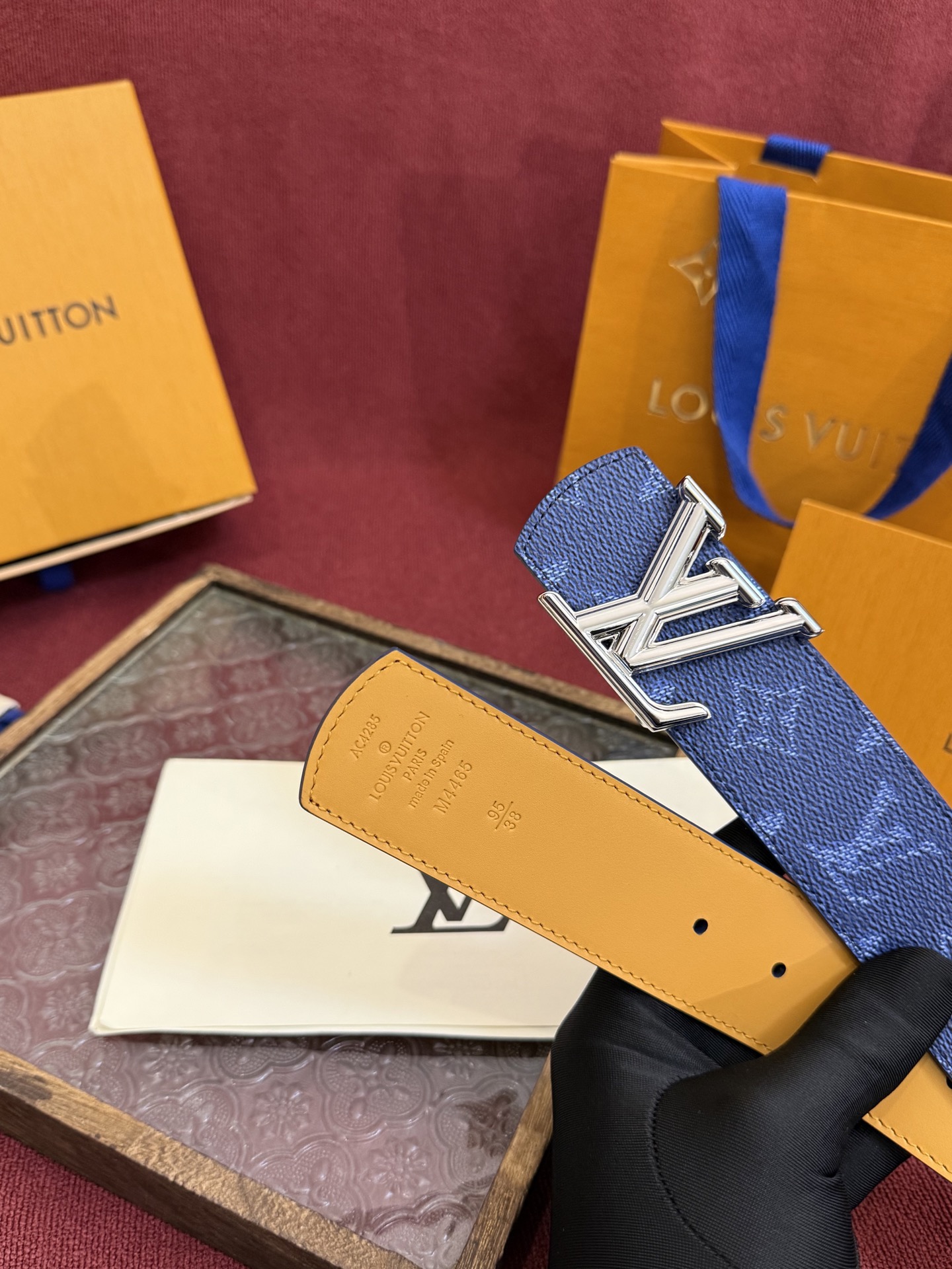 Louis Vuitton 루이비통 루이 비통 디멘션 모노그램 헤리티지 40 리버서블 벨트 4