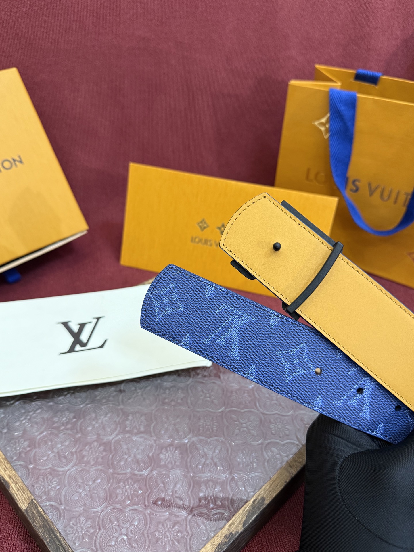 Louis Vuitton 루이비통 루이 비통 디멘션 모노그램 헤리티지 40 리버서블 벨트 5