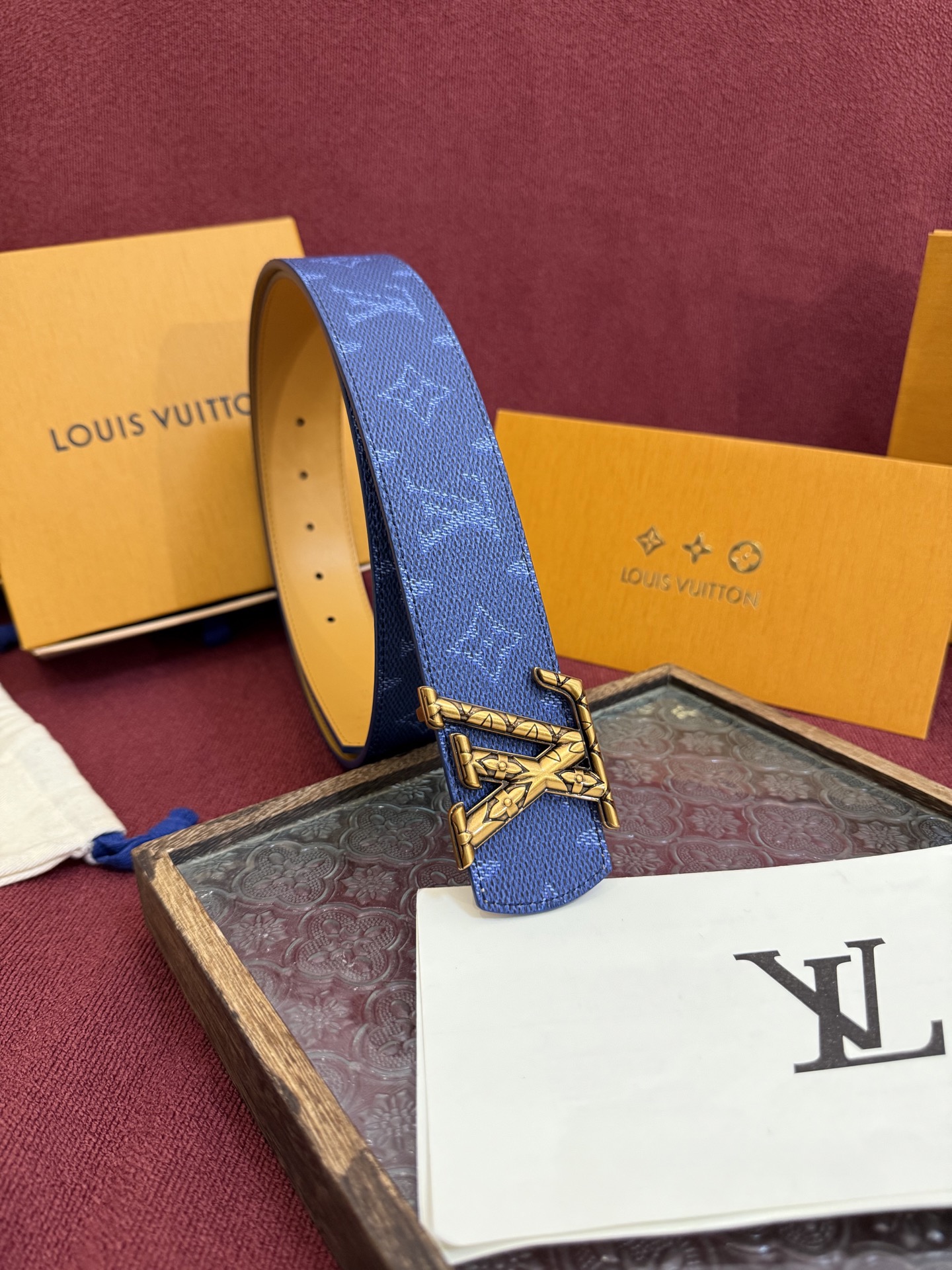 Louis Vuitton 루이비통 루이 비통 디멘션 모노그램 헤리티지 40 리버서블 벨트 3