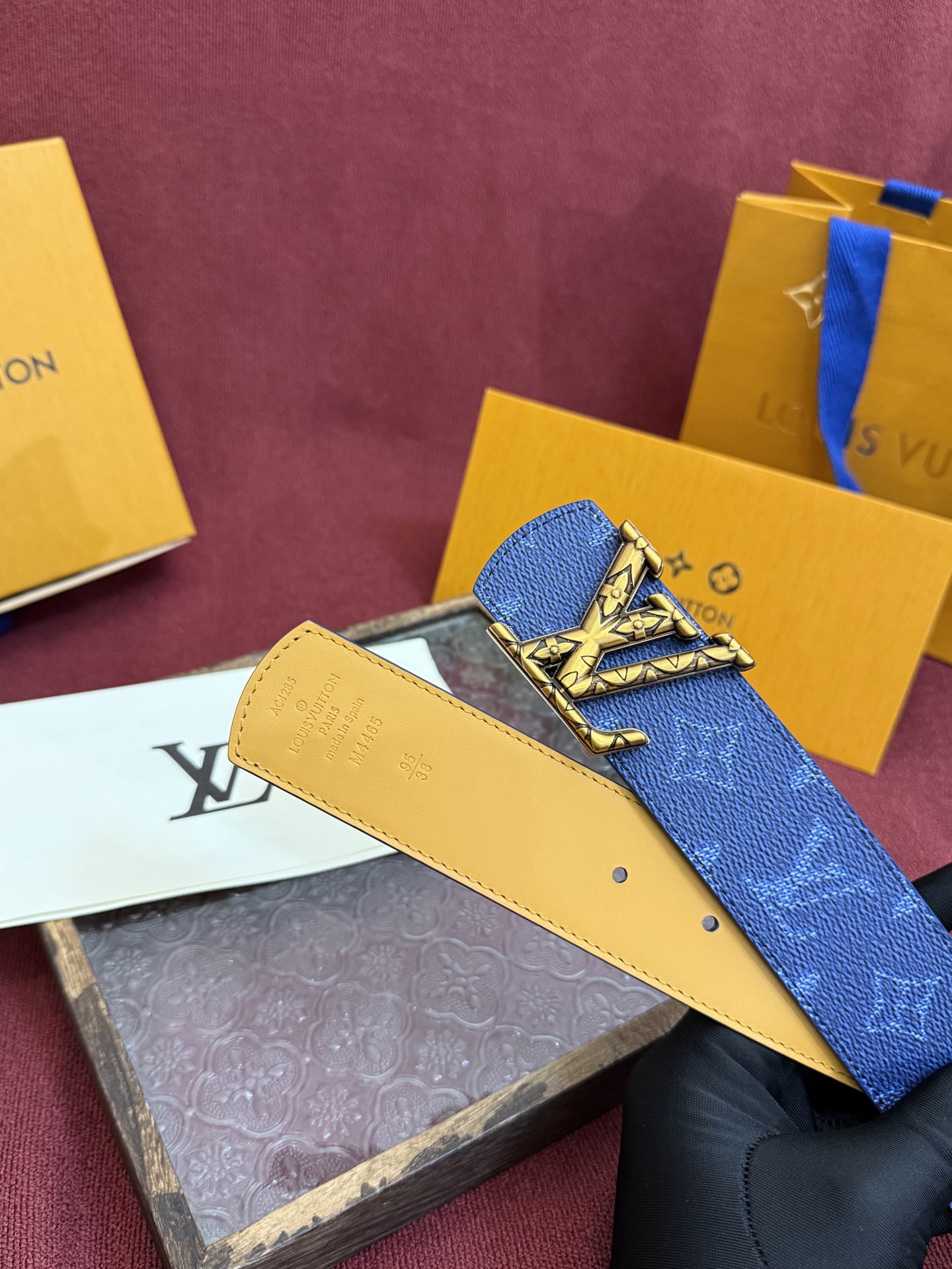Louis Vuitton 루이비통 루이 비통 디멘션 모노그램 헤리티지 40 리버서블 벨트 4