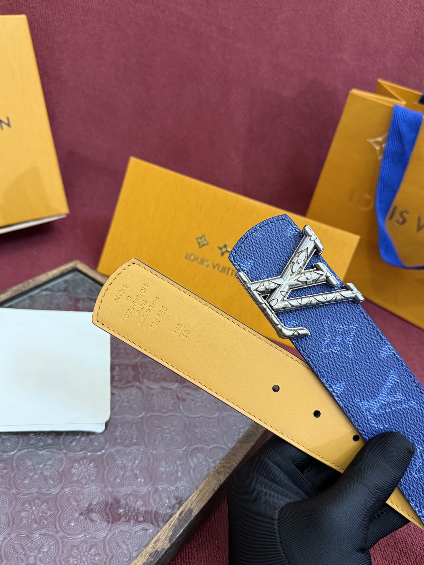 Louis Vuitton 루이비통 루이 비통 디멘션 모노그램 헤리티지 40 리버서블 벨트 3