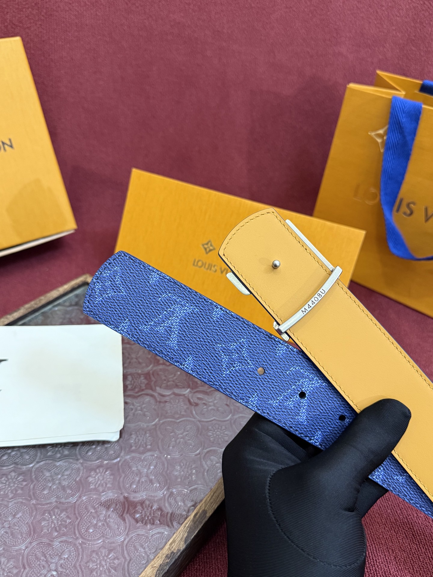 Louis Vuitton 루이비통 루이 비통 디멘션 모노그램 헤리티지 40 리버서블 벨트 4