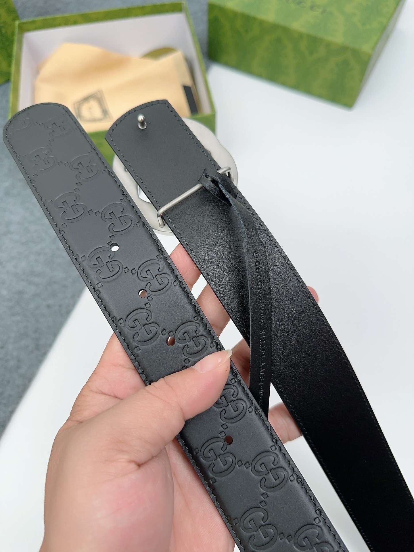 Gucci 구찌 GG 엠보 소가죽 남성 벨트 6