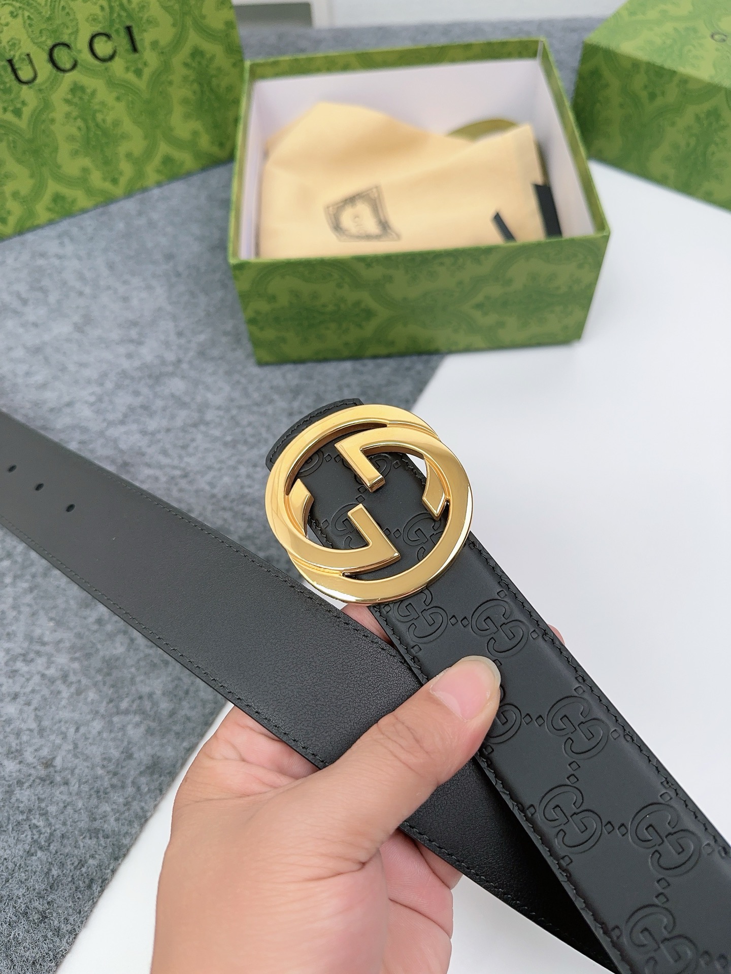 Gucci 구찌 GG 엠보 소가죽 남성 벨트 2