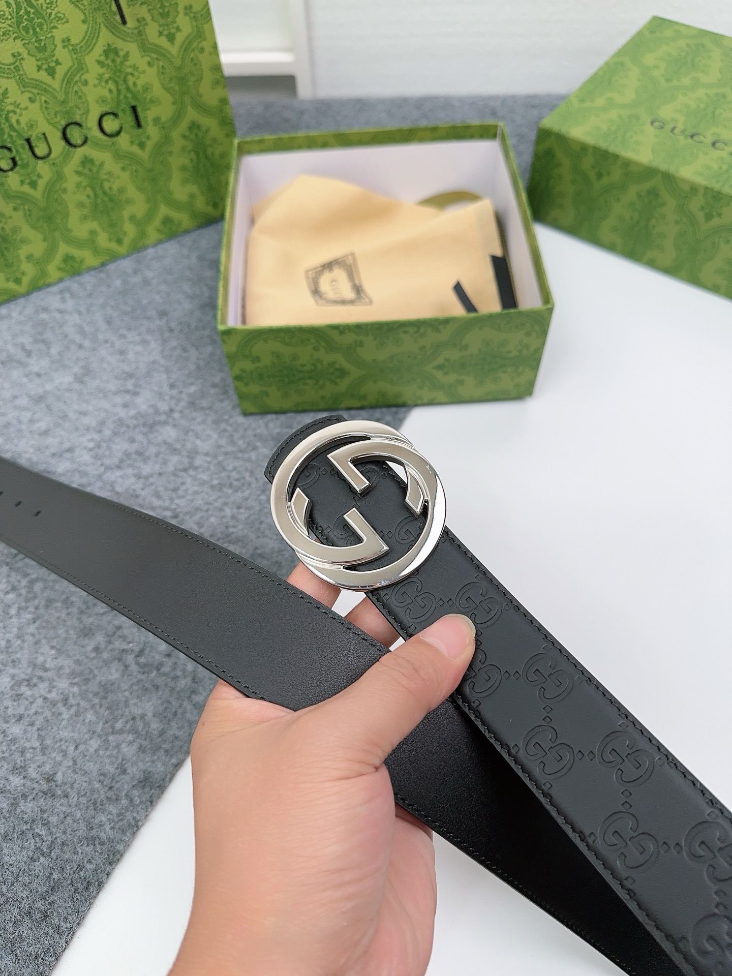 Gucci 구찌 GG 엠보 소가죽 남성 벨트 8