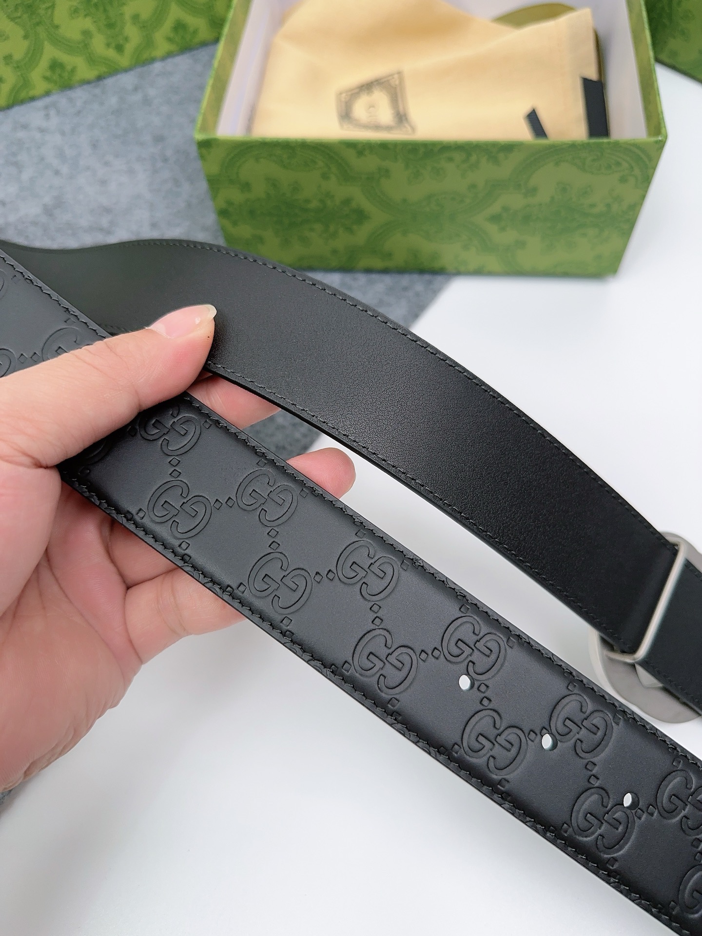 Gucci 구찌 GG 엠보 소가죽 남성 벨트 12