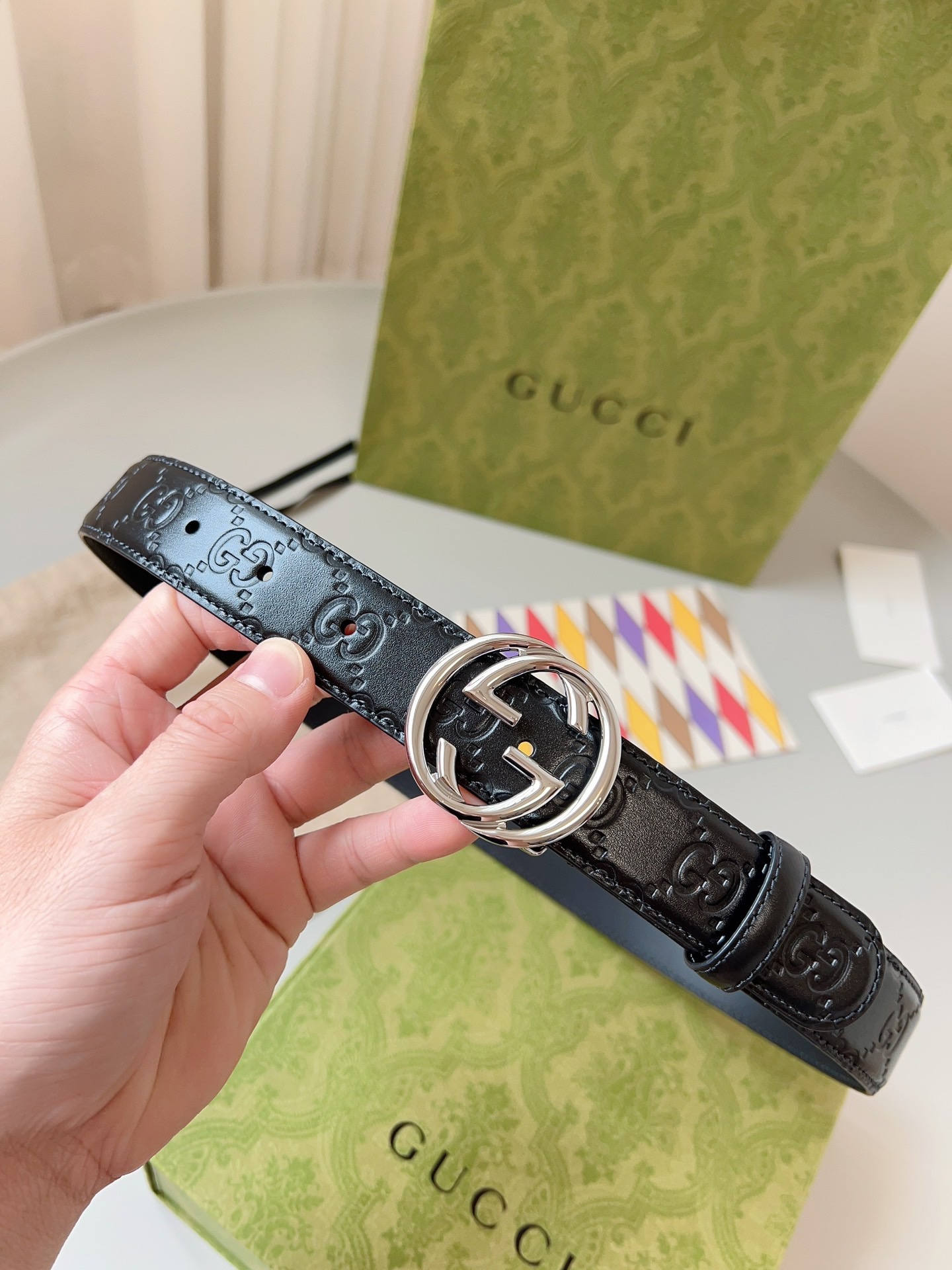 Gucci 구찌 GG 로고 엠보 가죽 벨트 3cm 1