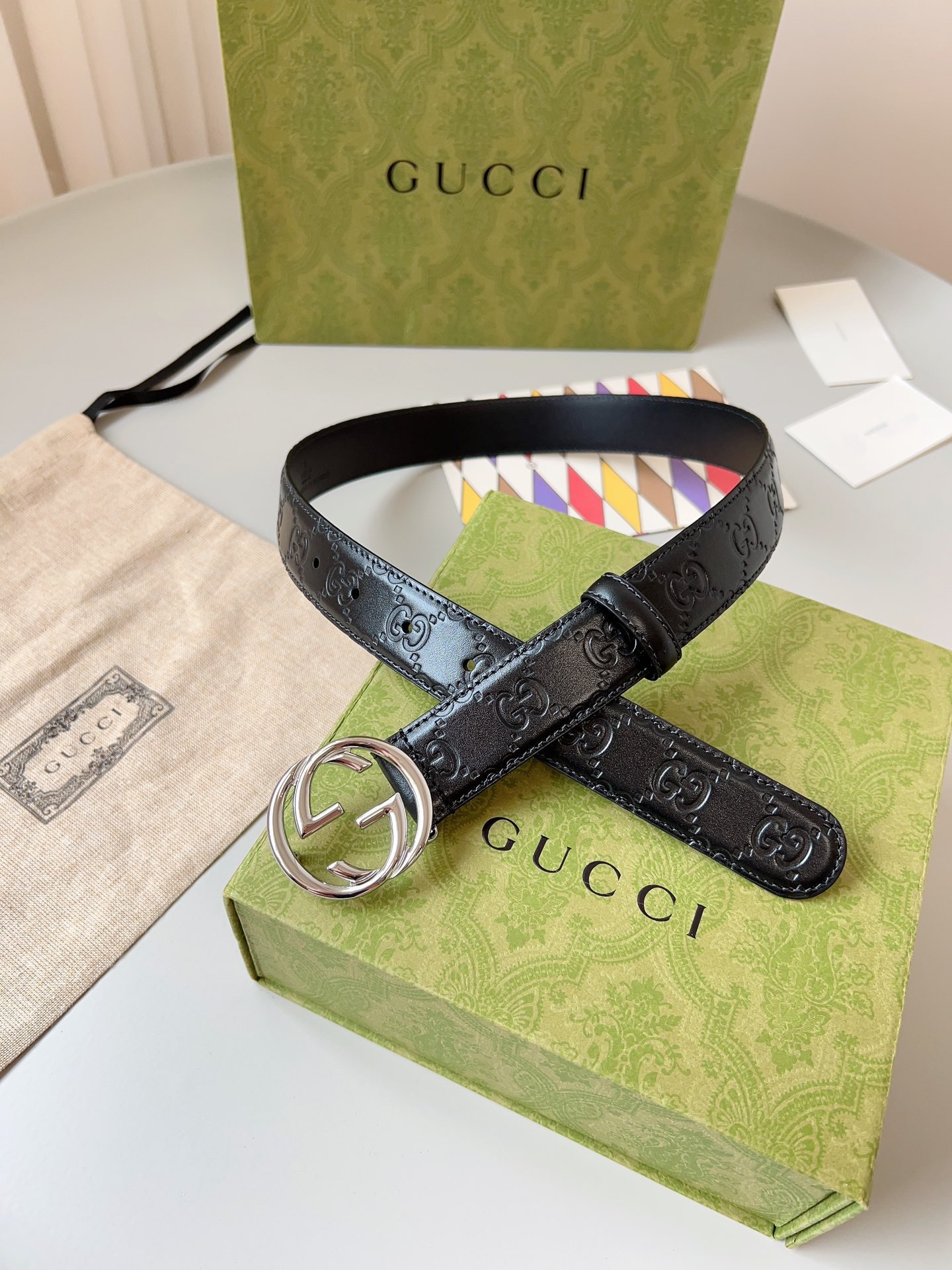 Gucci 구찌 GG 로고 엠보 가죽 벨트 3cm 3
