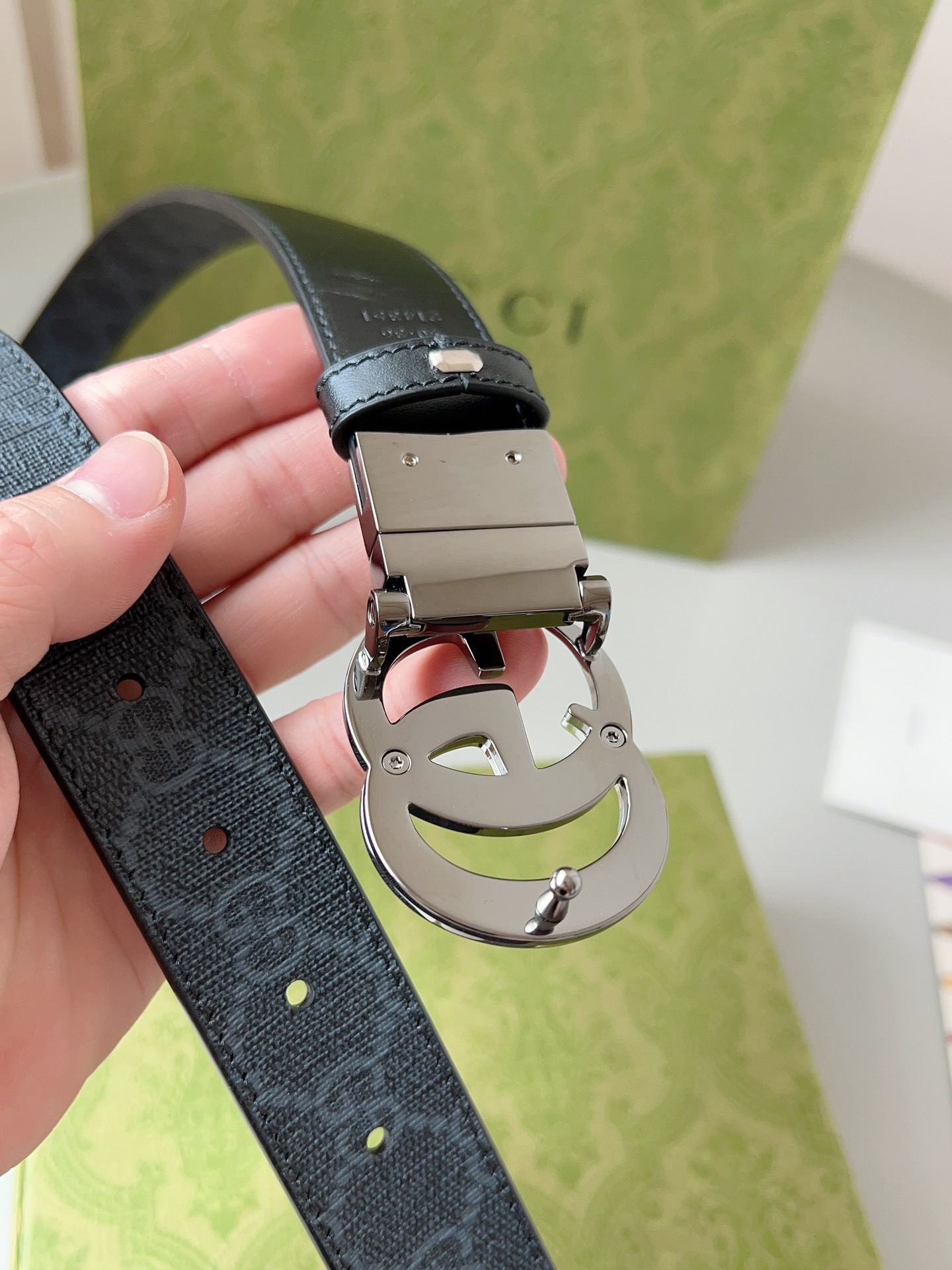 Gucci 구찌 GG 수프림 리버서블 가죽 벨트 4