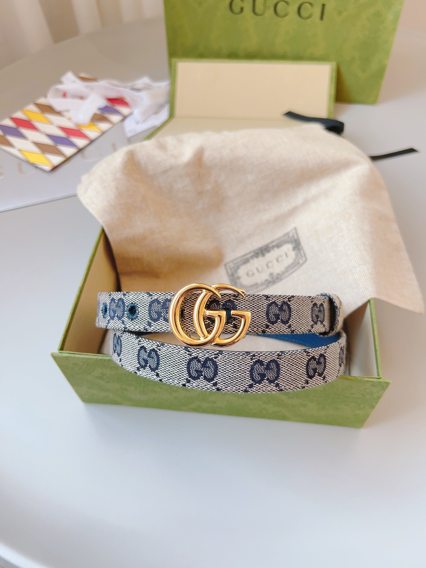 Burberry 버버리 스코틀랜드 체크 양면 캐시미어 후드 케이프 숄 17