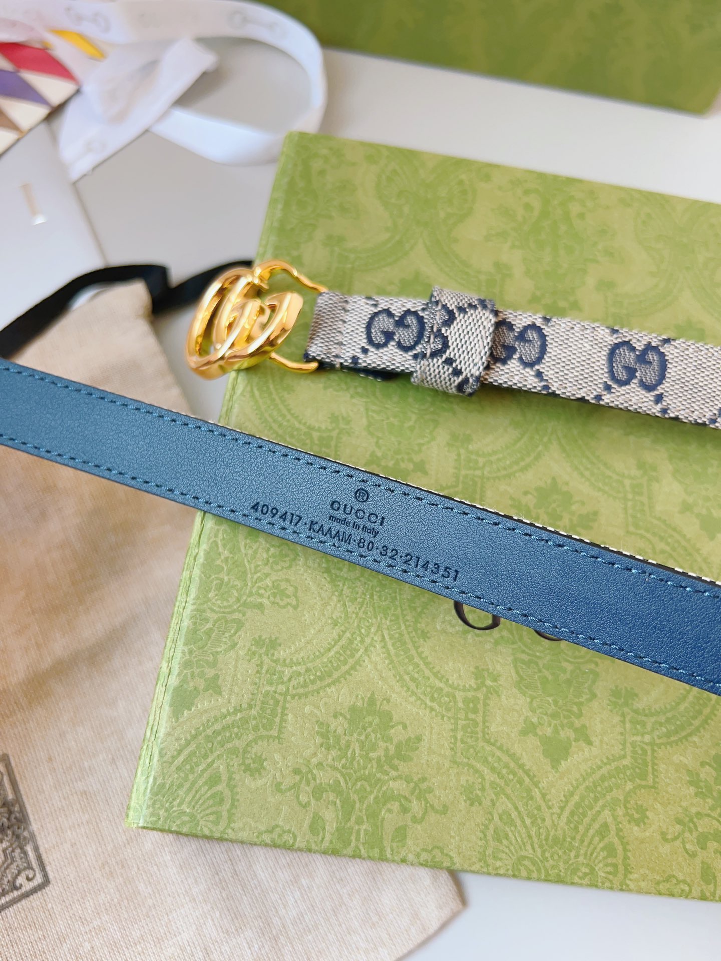 Burberry 버버리 스코틀랜드 체크 양면 캐시미어 후드 케이프 숄 5