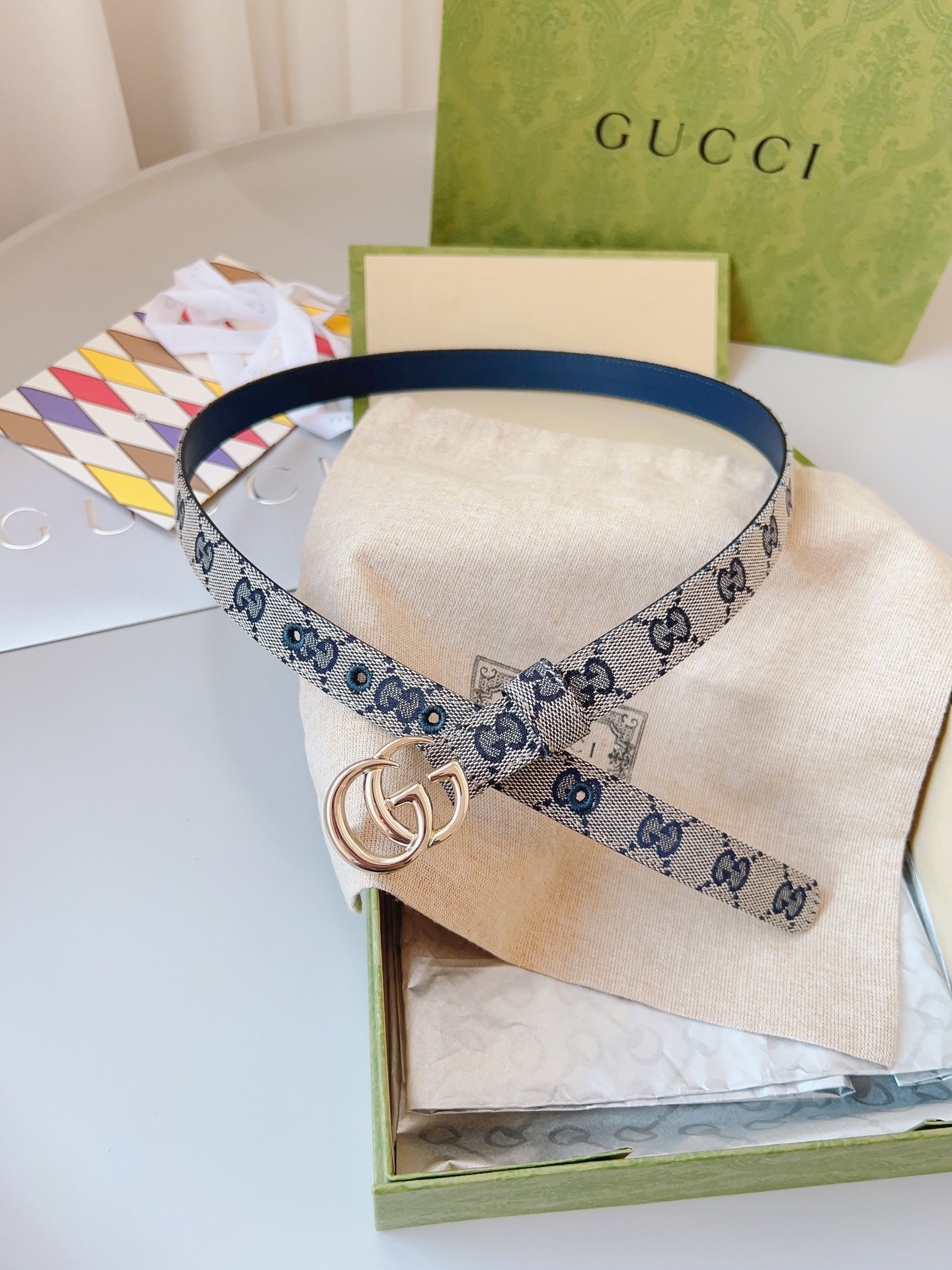 Burberry 버버리 스코틀랜드 체크 양면 캐시미어 후드 케이프 숄 7