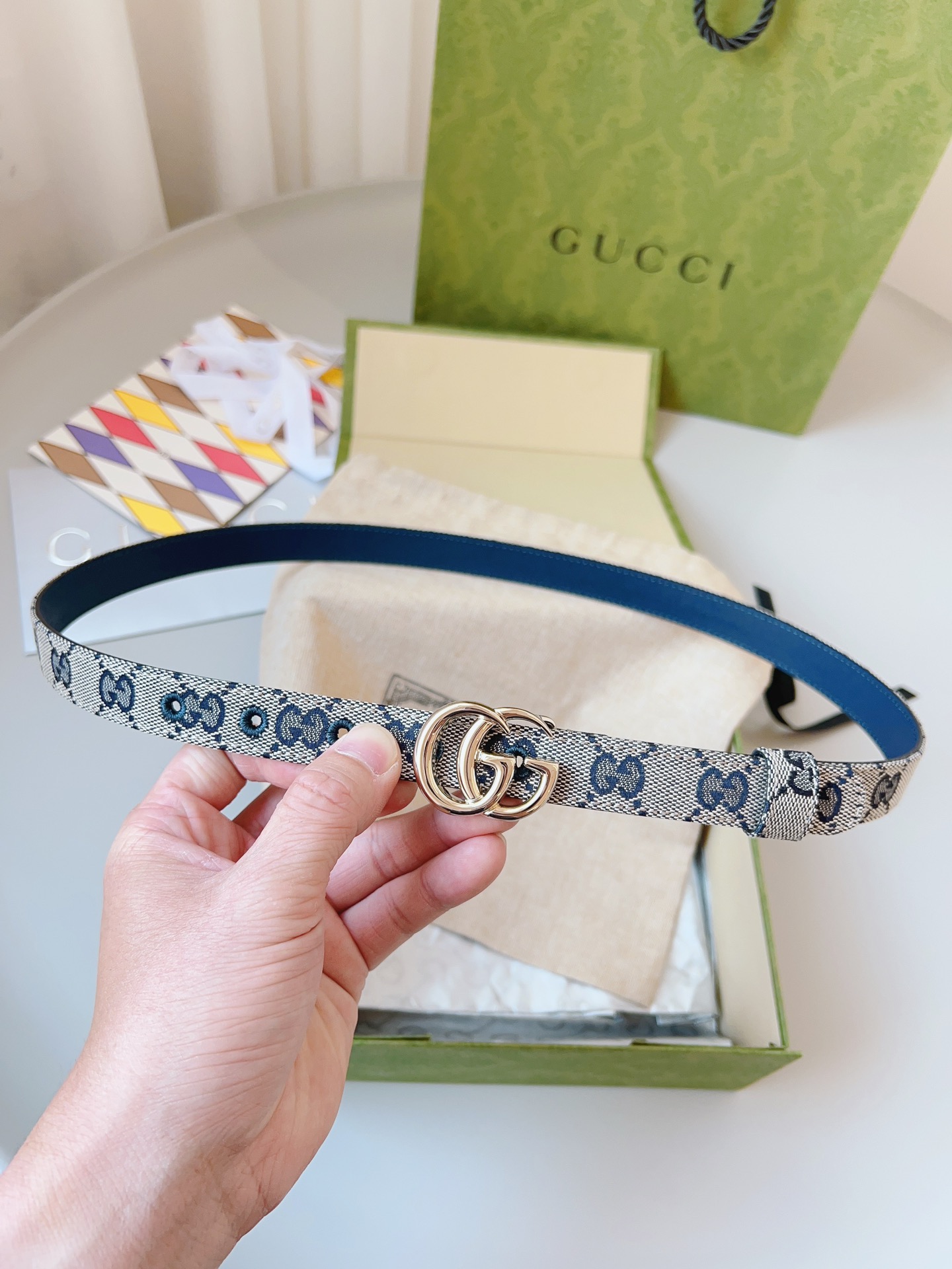 Burberry 버버리 스코틀랜드 체크 양면 캐시미어 후드 케이프 숄 9