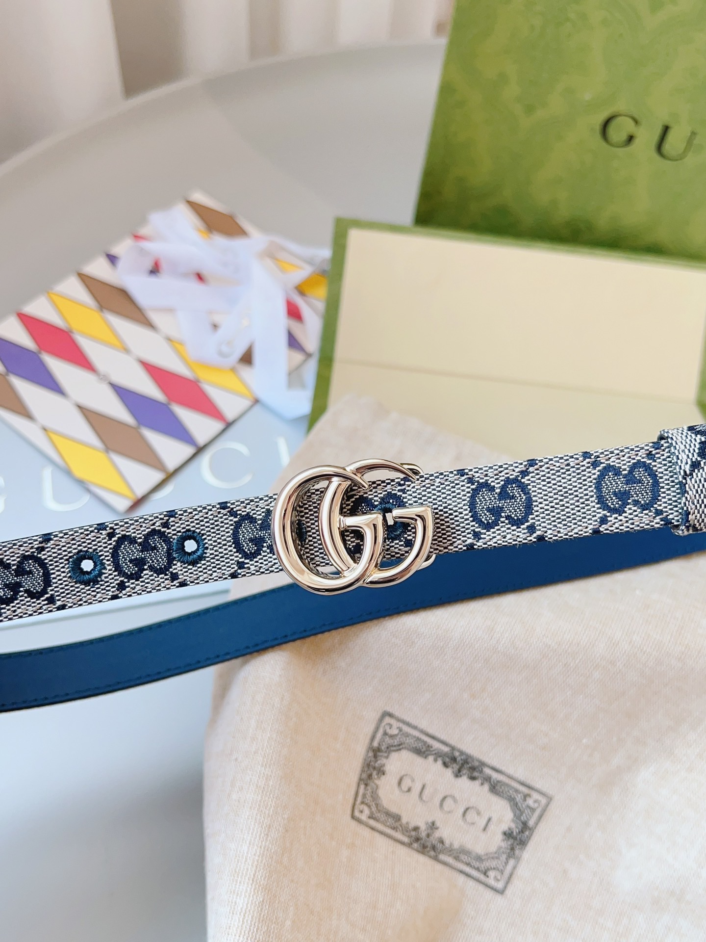 Burberry 버버리 스코틀랜드 체크 양면 캐시미어 후드 케이프 숄 10