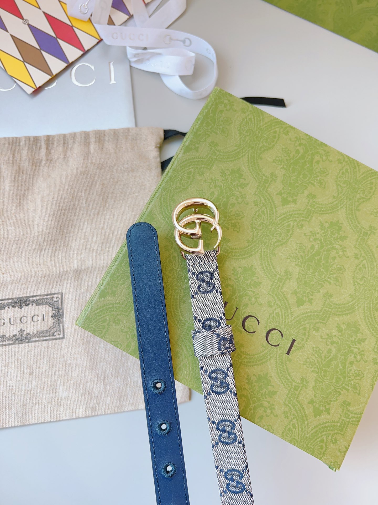 Burberry 버버리 스코틀랜드 체크 양면 캐시미어 후드 케이프 숄 12