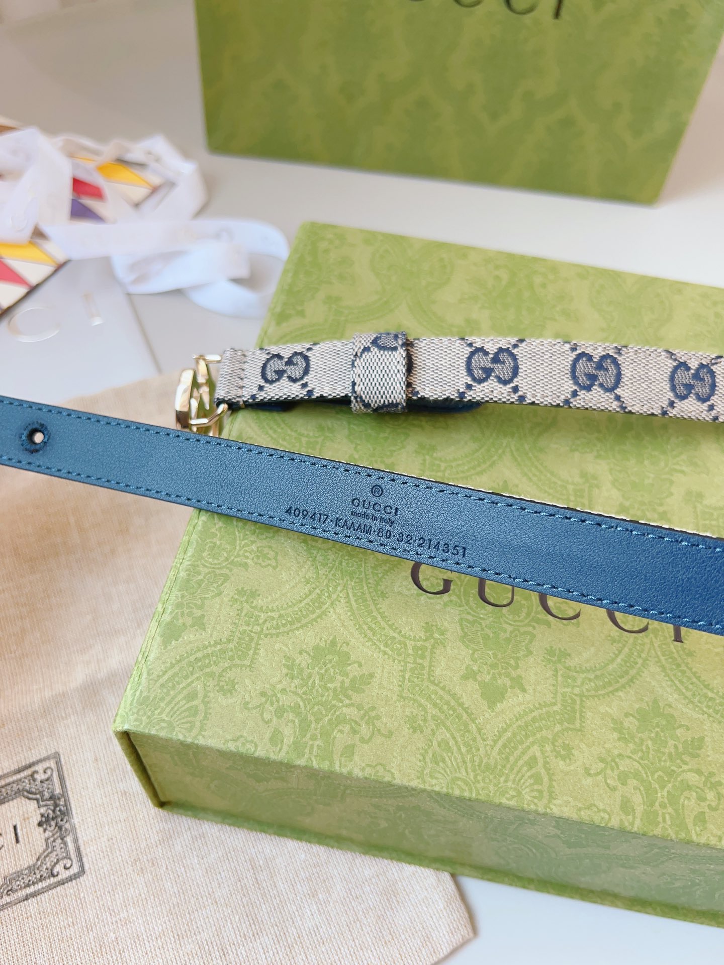 Burberry 버버리 스코틀랜드 체크 양면 캐시미어 후드 케이프 숄 13